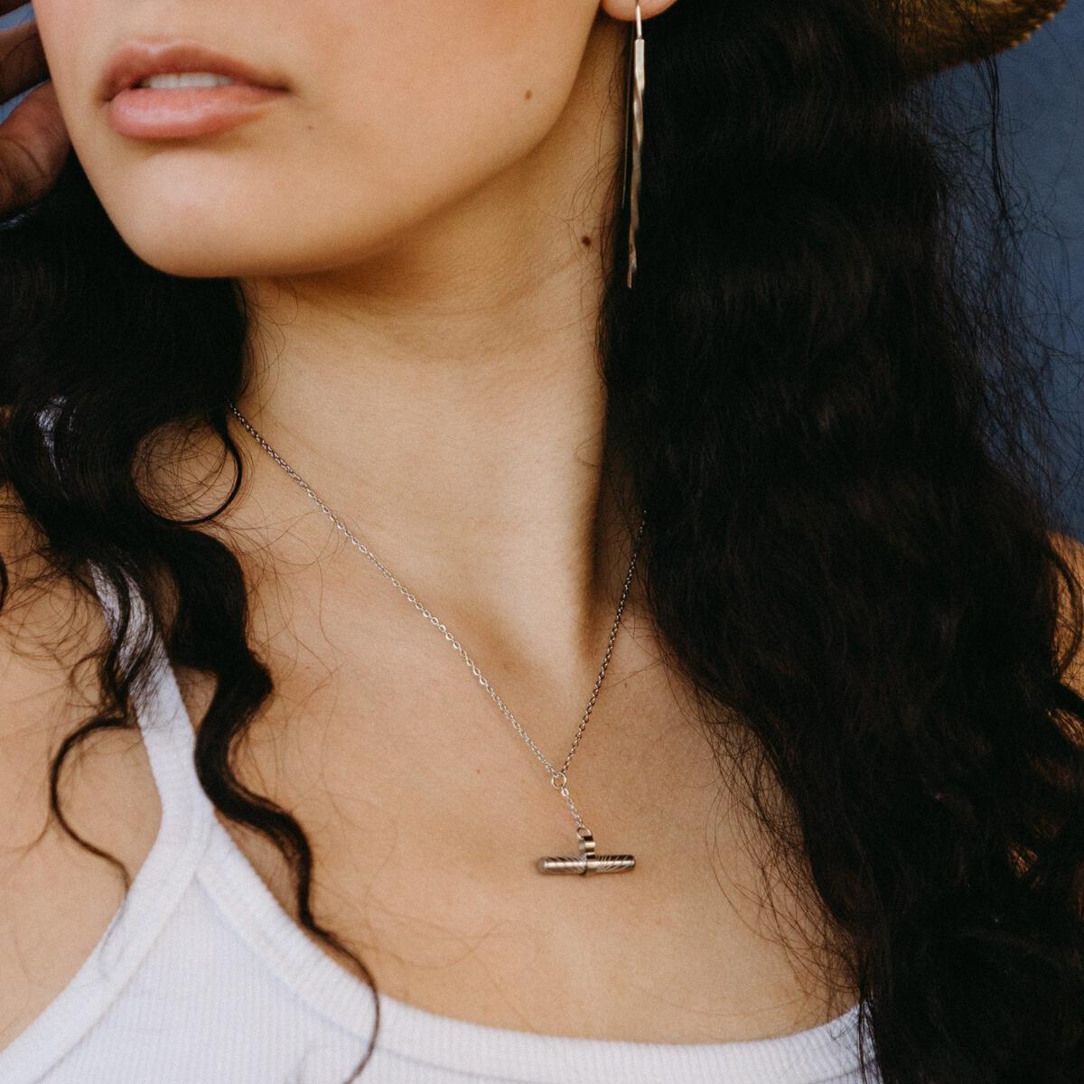 Lasso Necklace - Proper