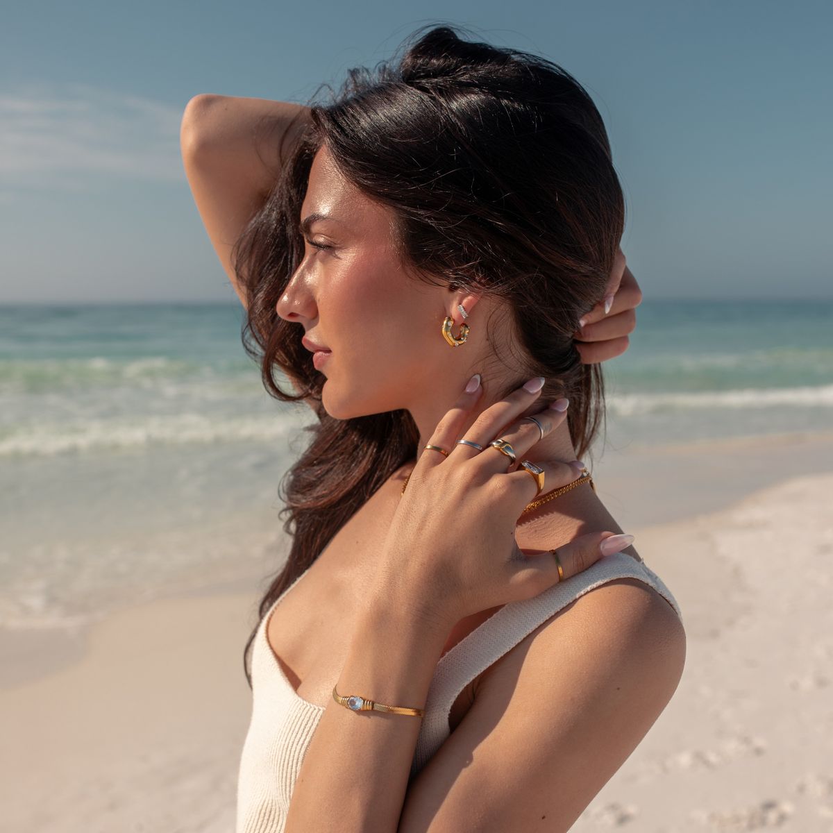 Sophie Hoops - Proper