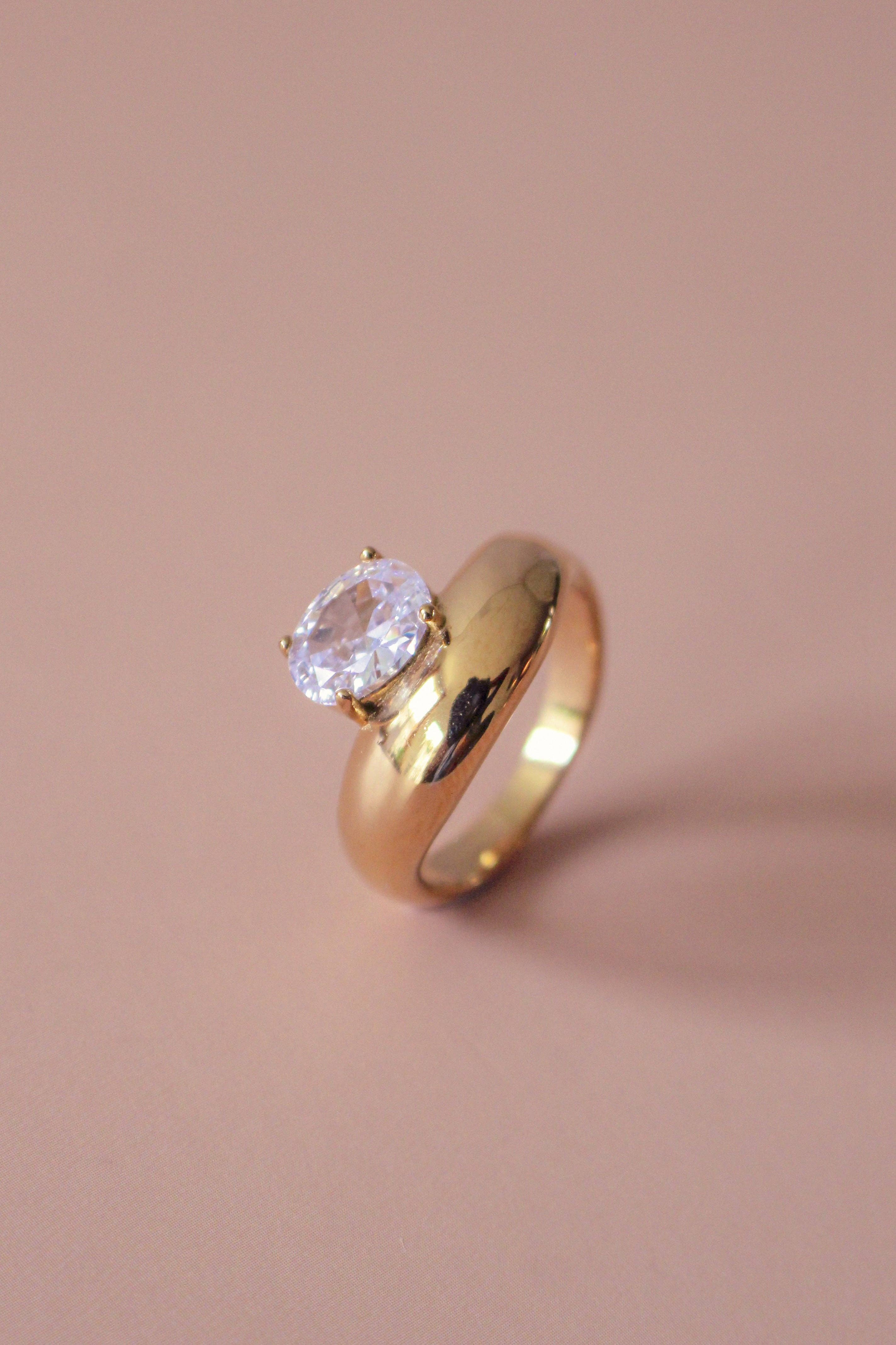 Laour Round Ring