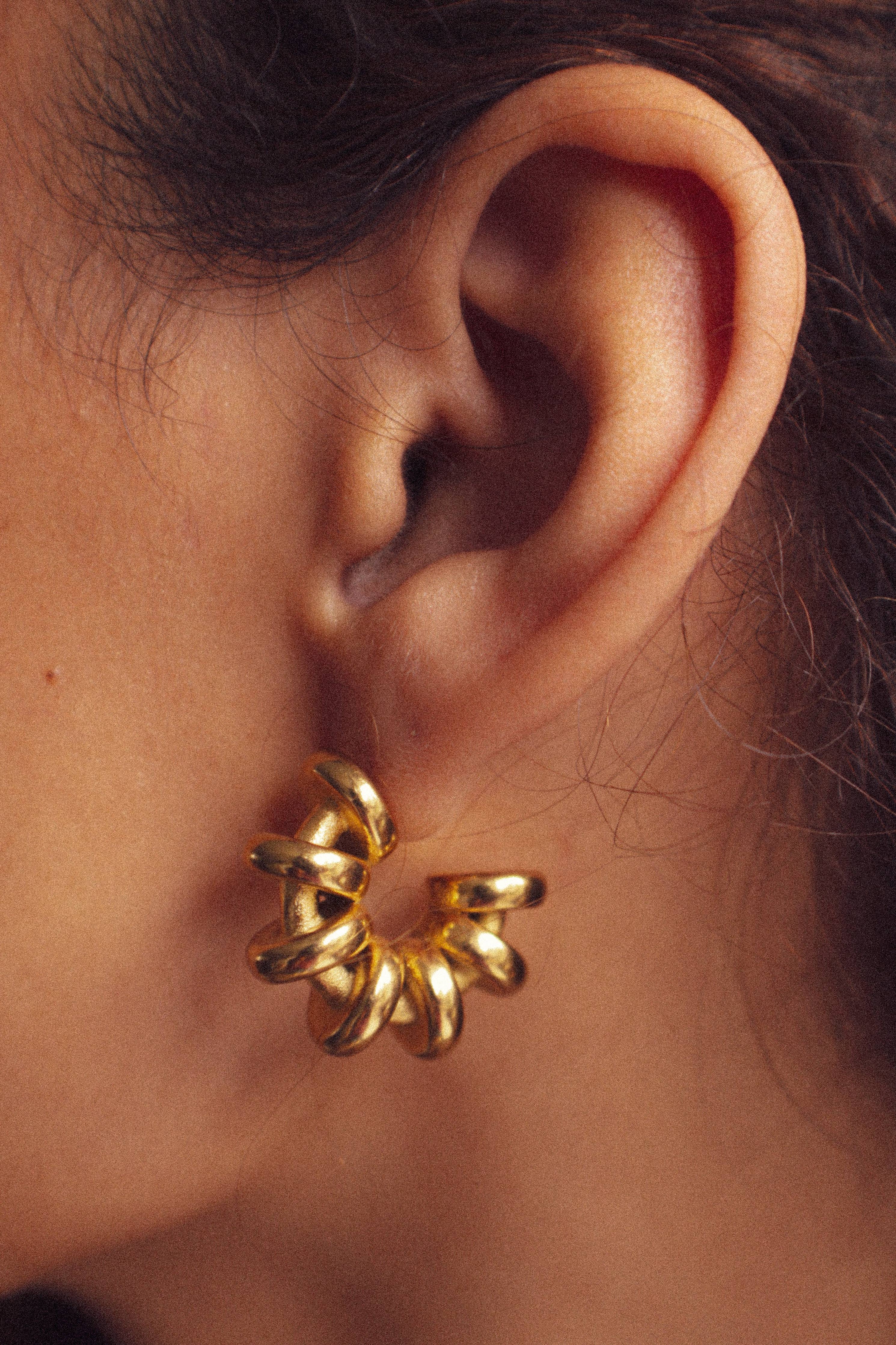 Virelle Hoops - Proper