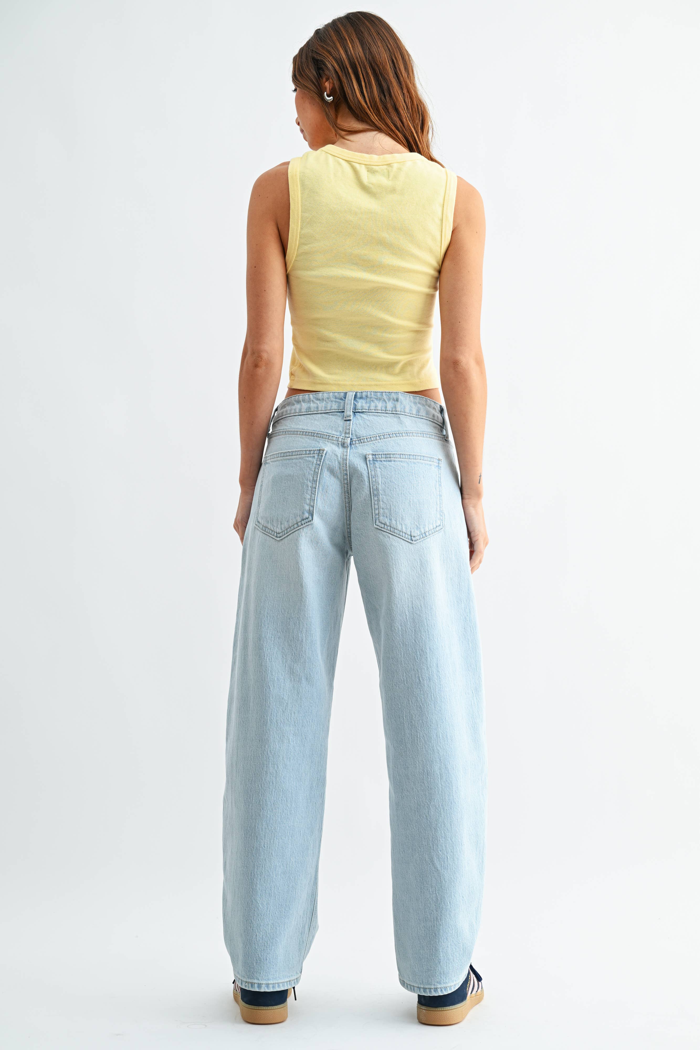 Light Wash Slight Barrel Jeans - Proper