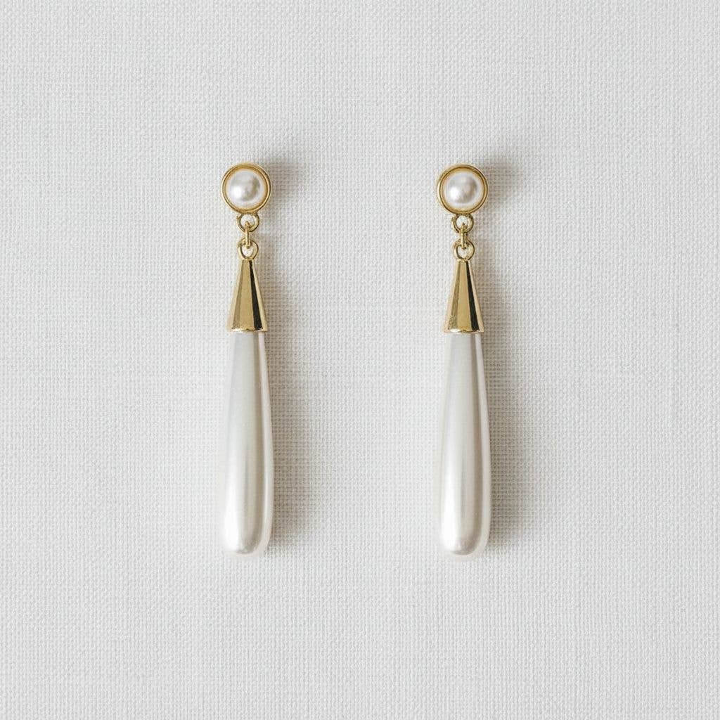 Droplet Pearl Earrings
