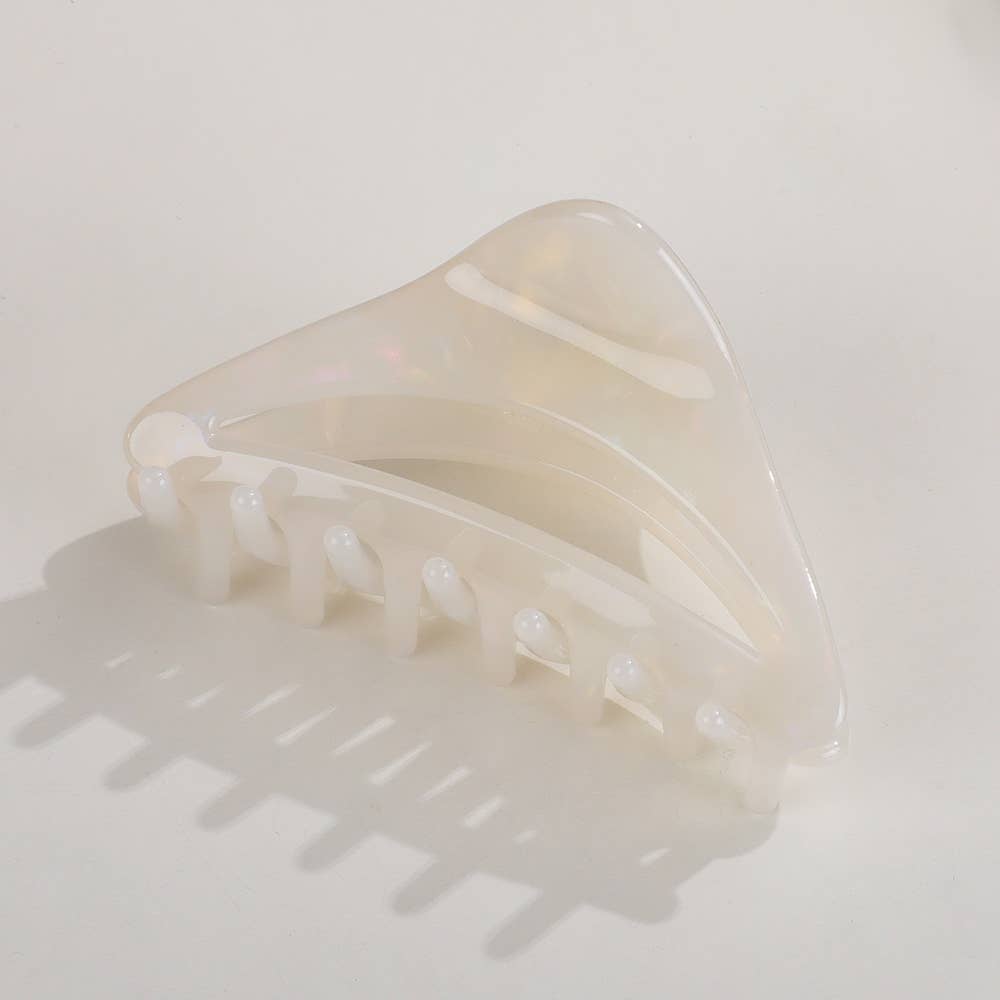 Demi Curved Triangle Claw Clip - Proper