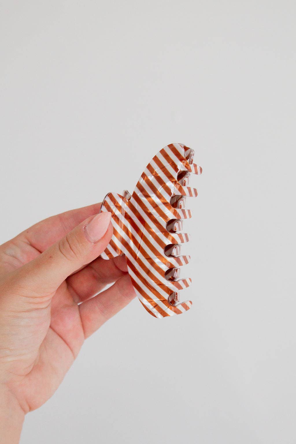 Toffee Striped Claw Clip