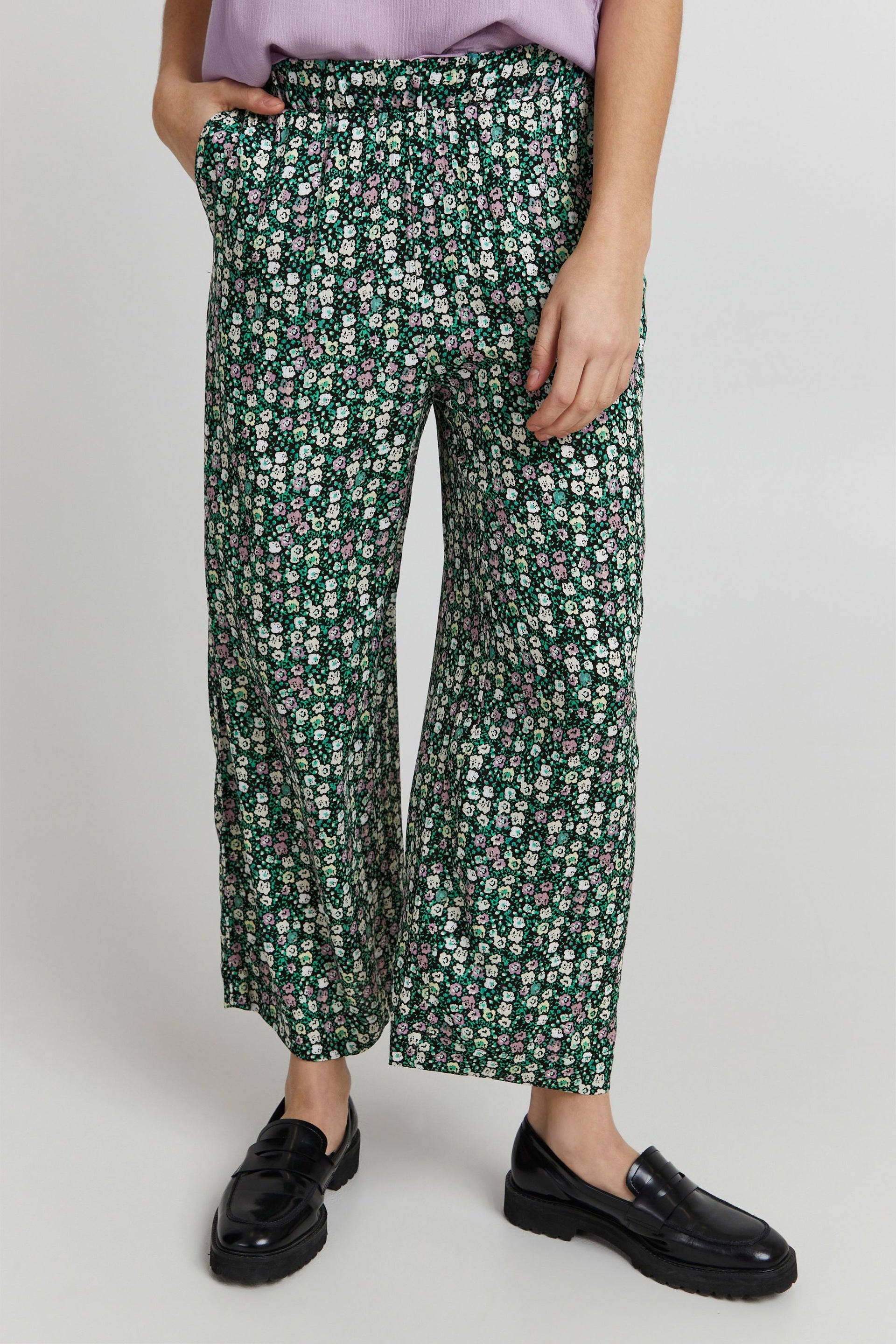 Karmina Pants - Proper