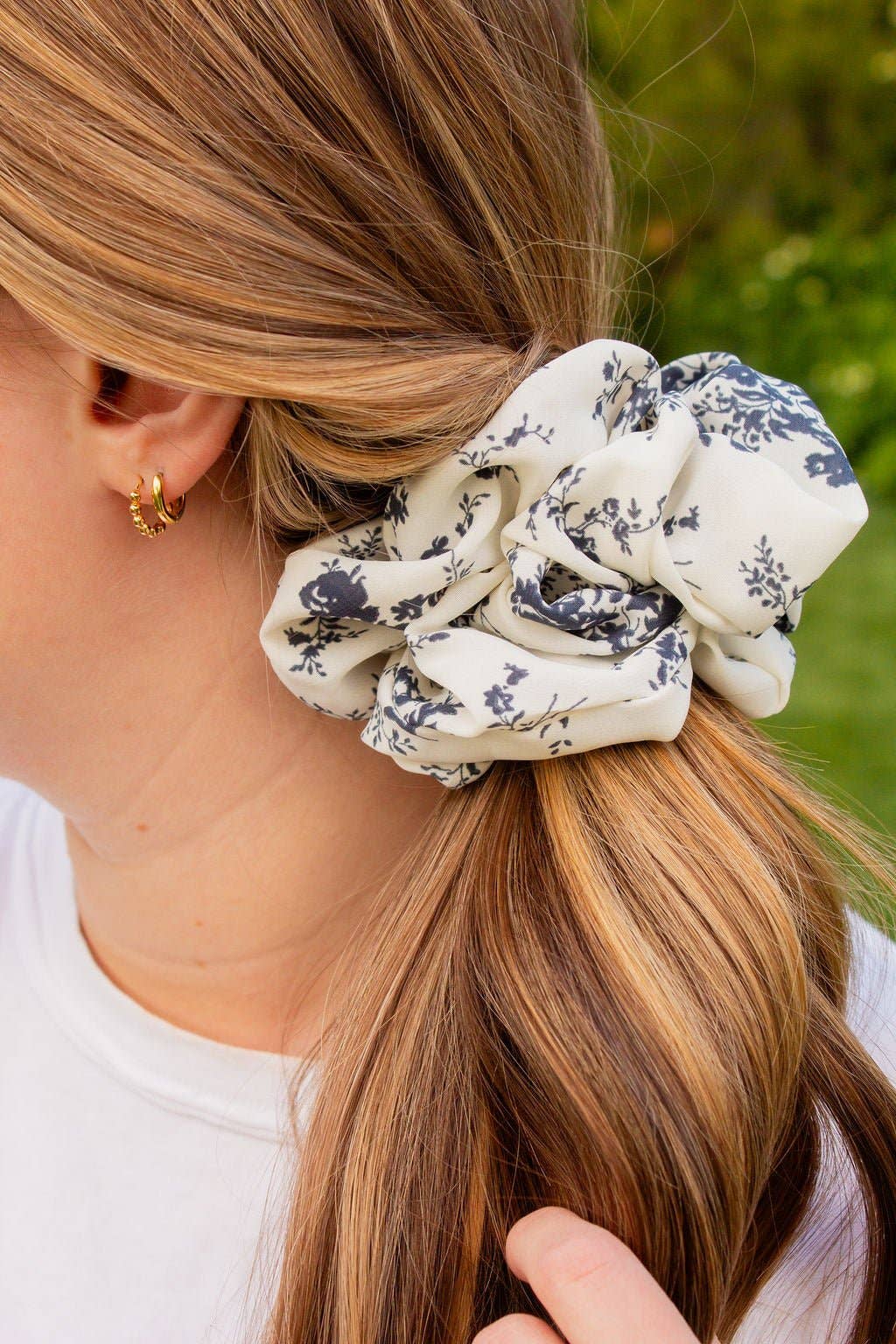 Botanical Blue Jumbo Scrunchie - Proper