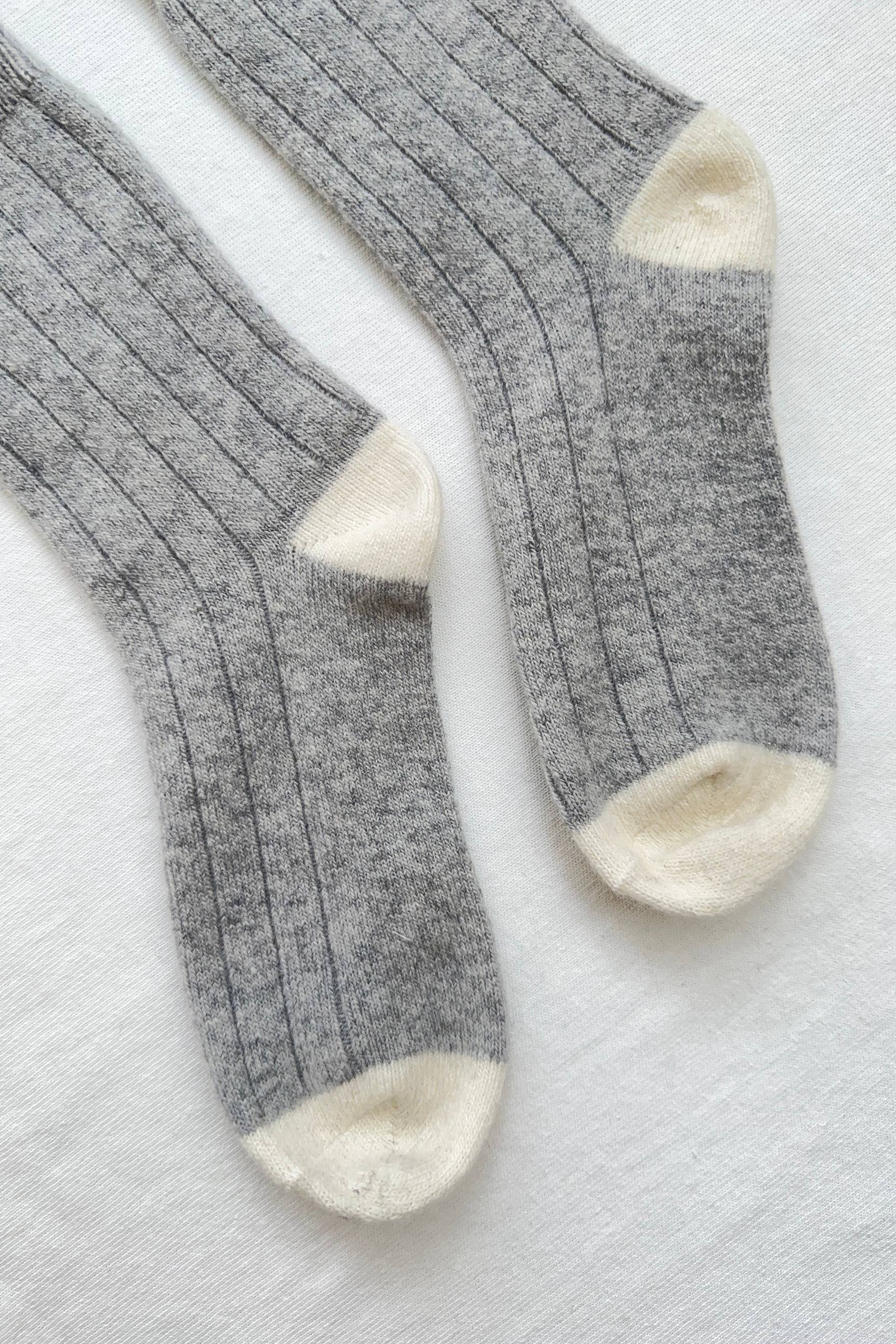 Classic Cashmere Socks - Proper