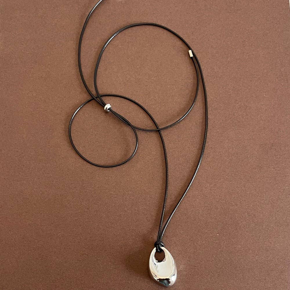 Hayes Necklace