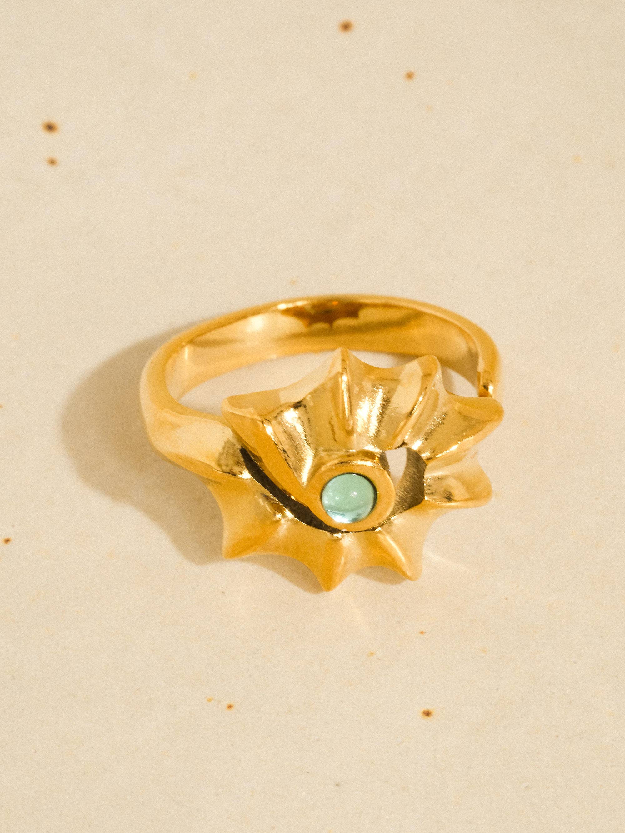 Vino Seashell Ring