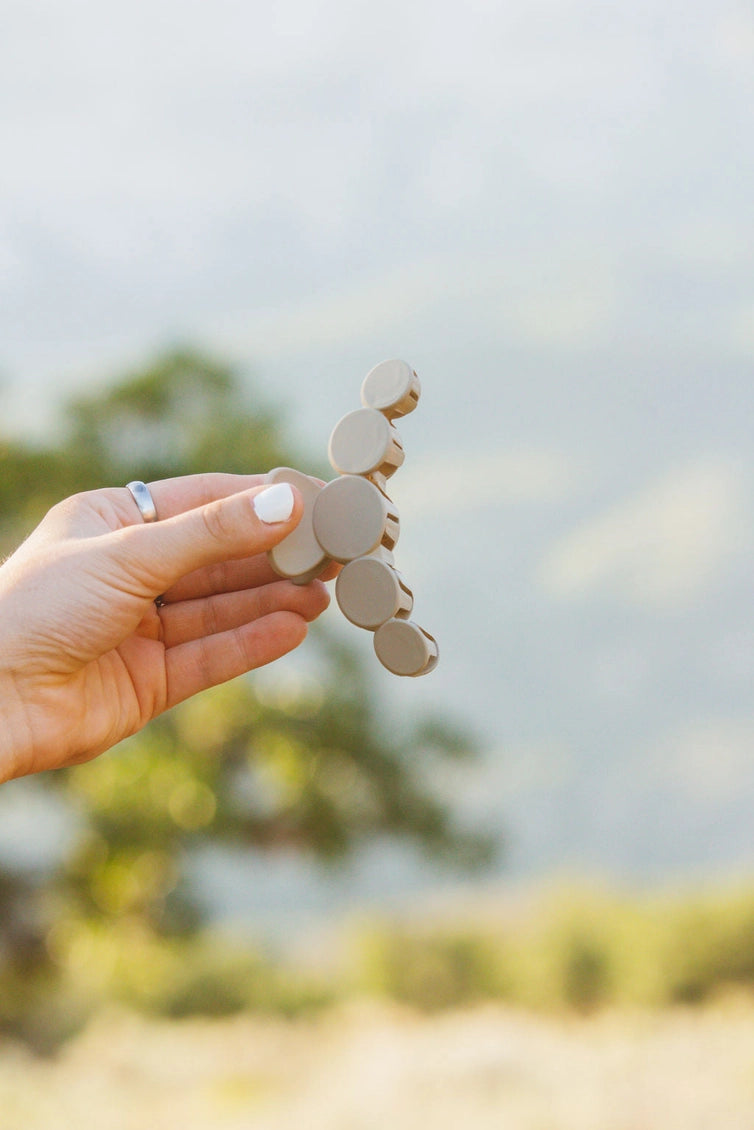 Circles Claw Clip - Proper