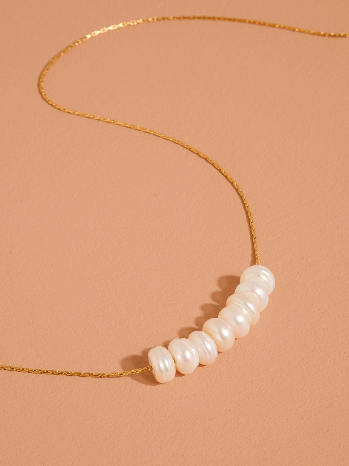 Jane Pearl Bar Necklace
