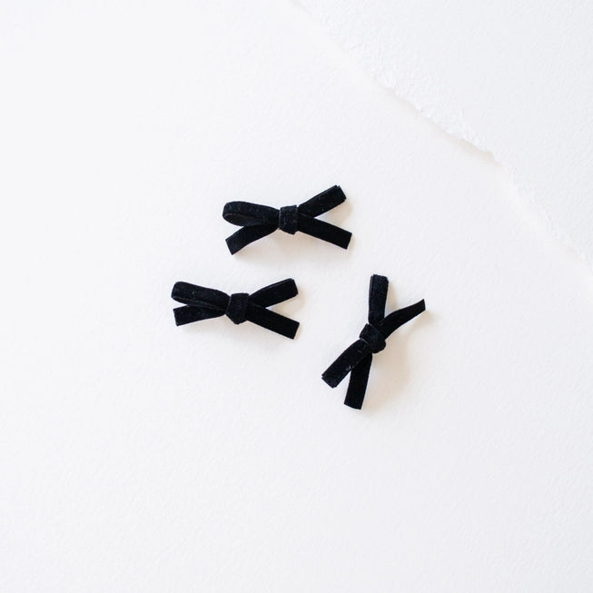 Little Velvet Ribbon Hair Pin Set - Proper