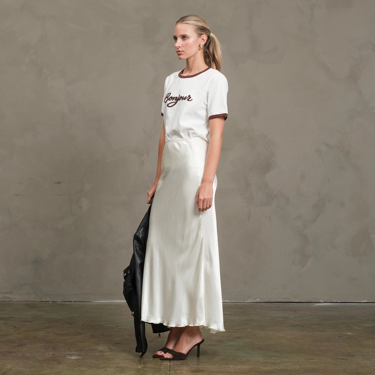 Bonjour Tee - Proper