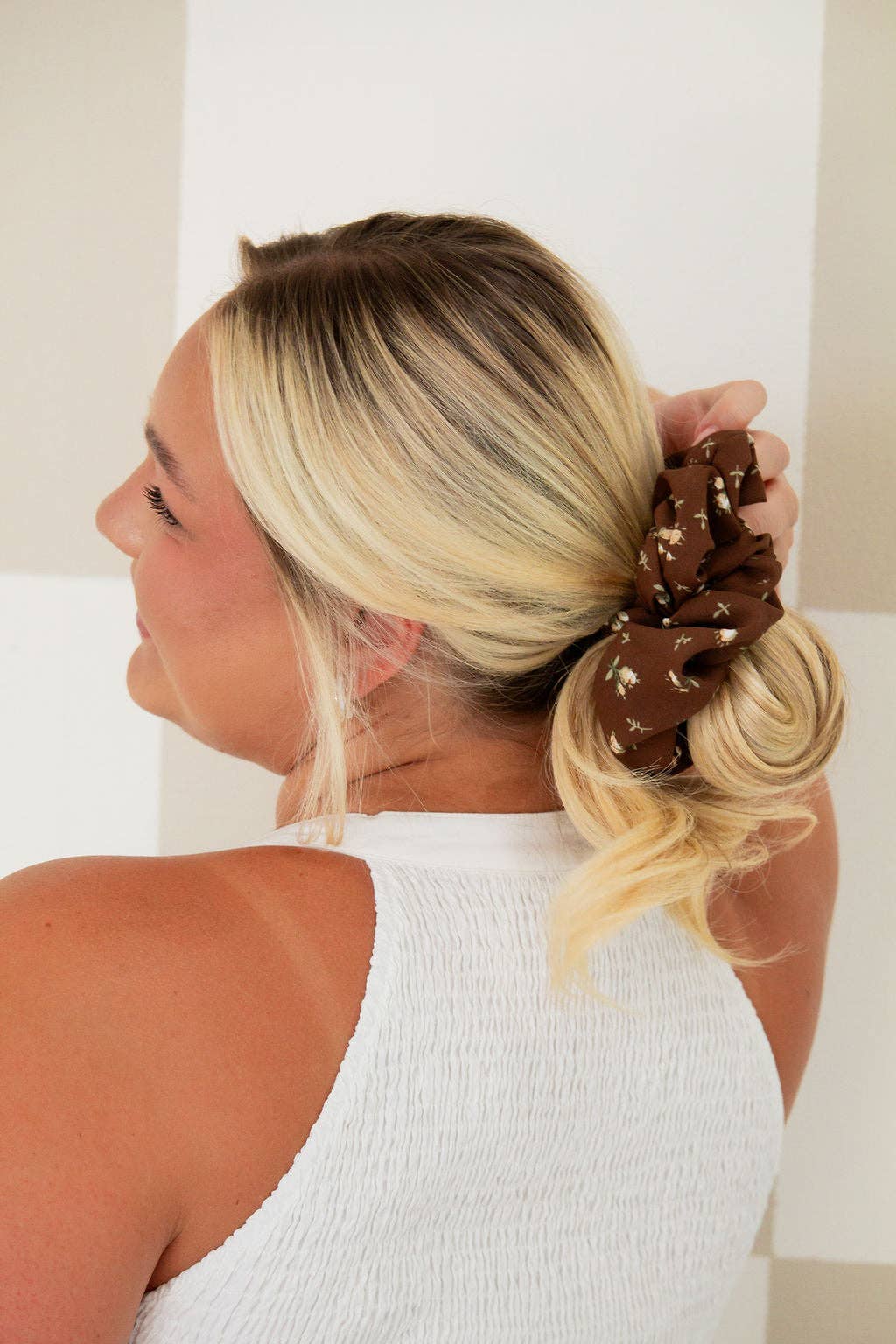 Hickory Floral Jumbo Scrunchie
