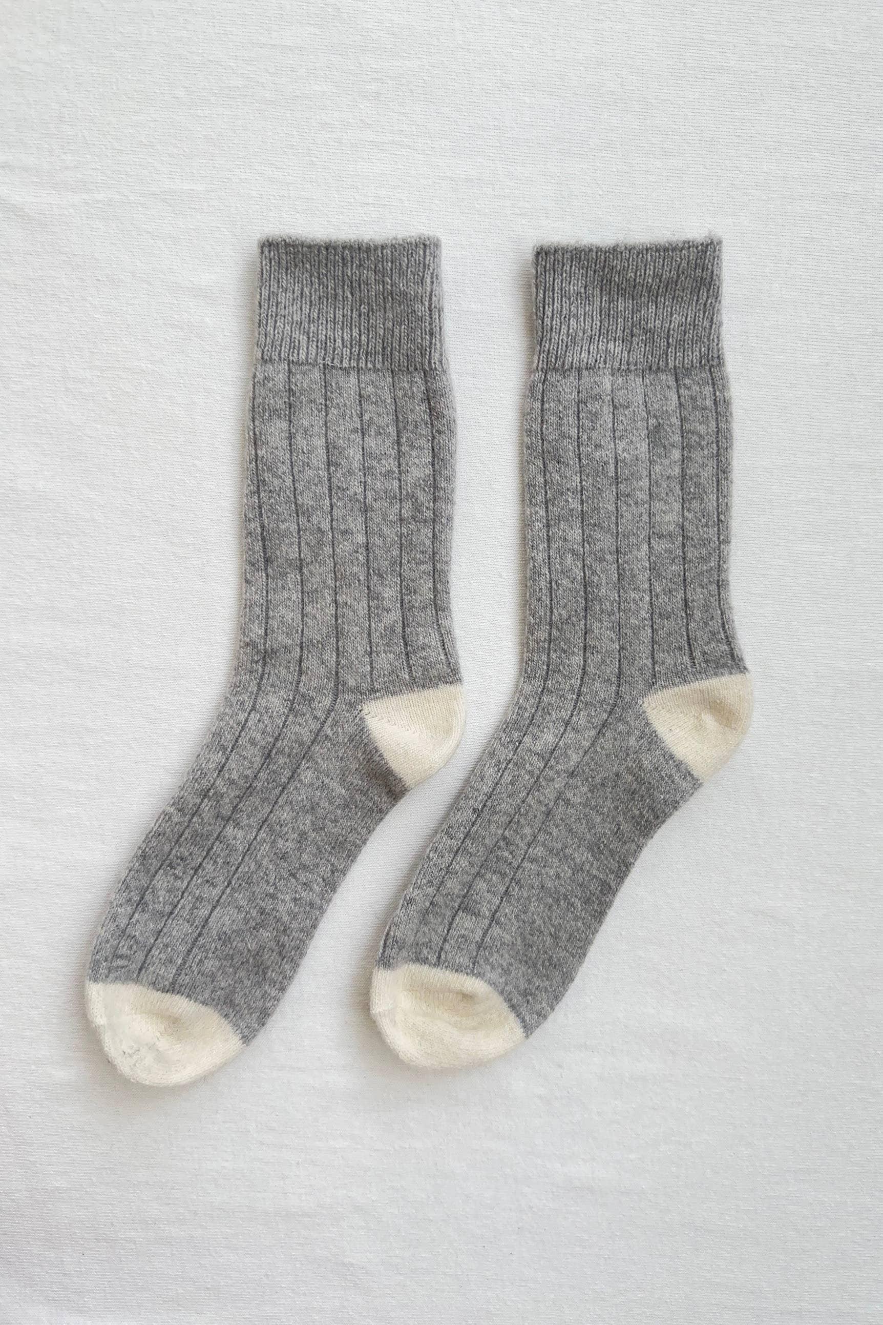 Classic Cashmere Socks - Proper