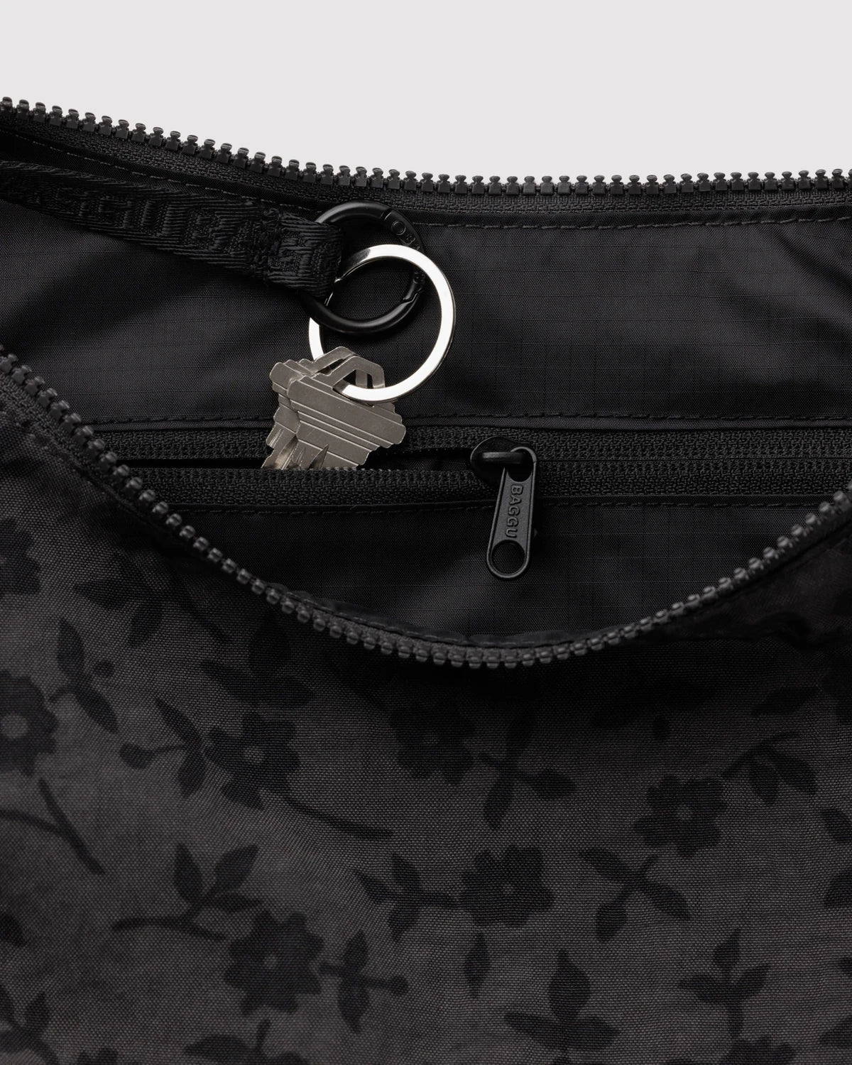 Baggu Medium Nylon Crescent Bag - Charcoal Ditsy Floral
