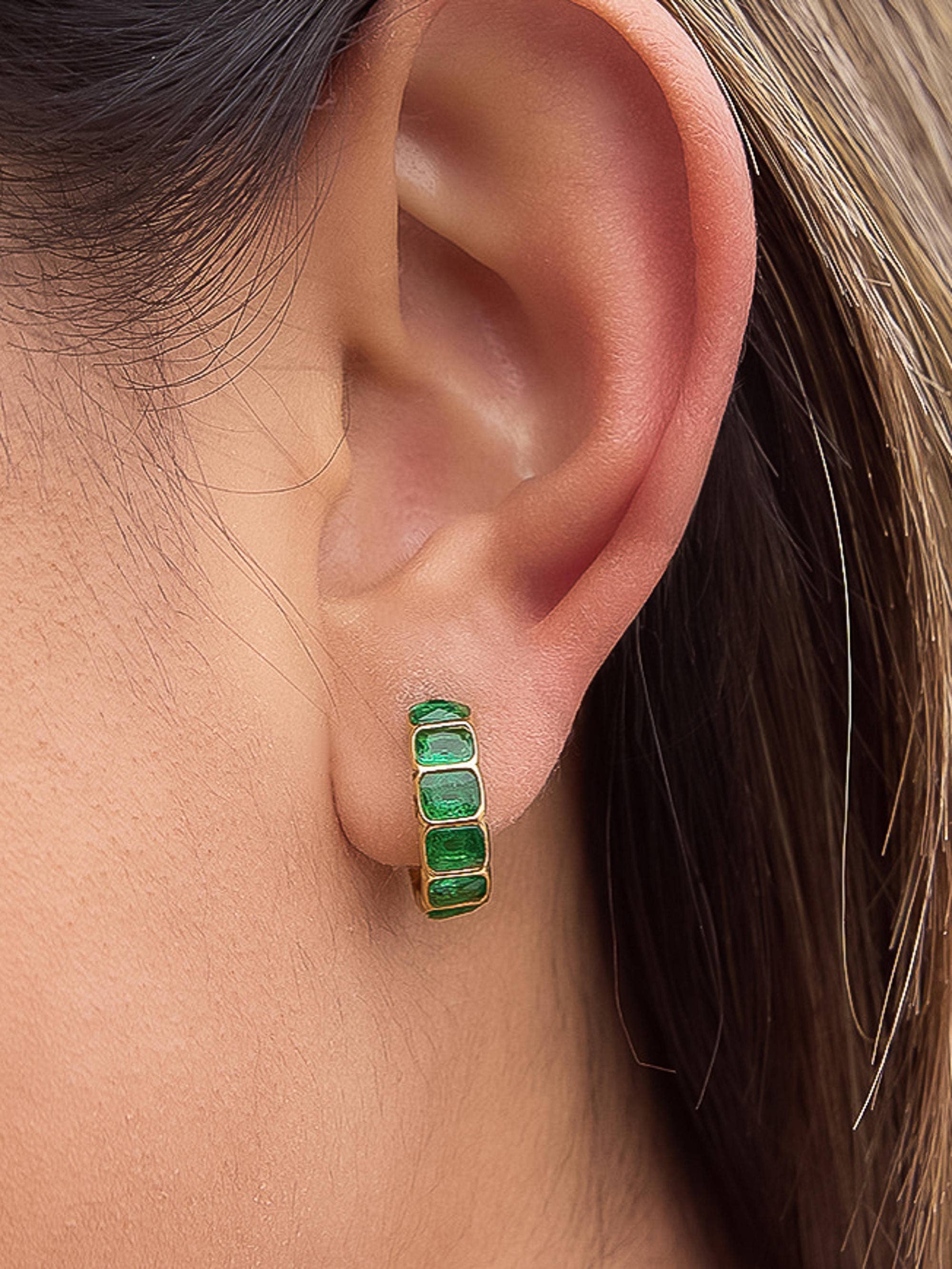 Clariel 18K Gold Non-Tarnish Minimalist Hoop Earrings - Proper