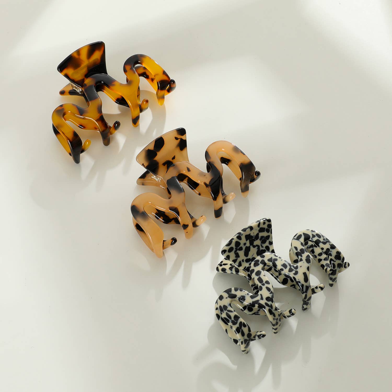 Esme Claw Clip - Proper