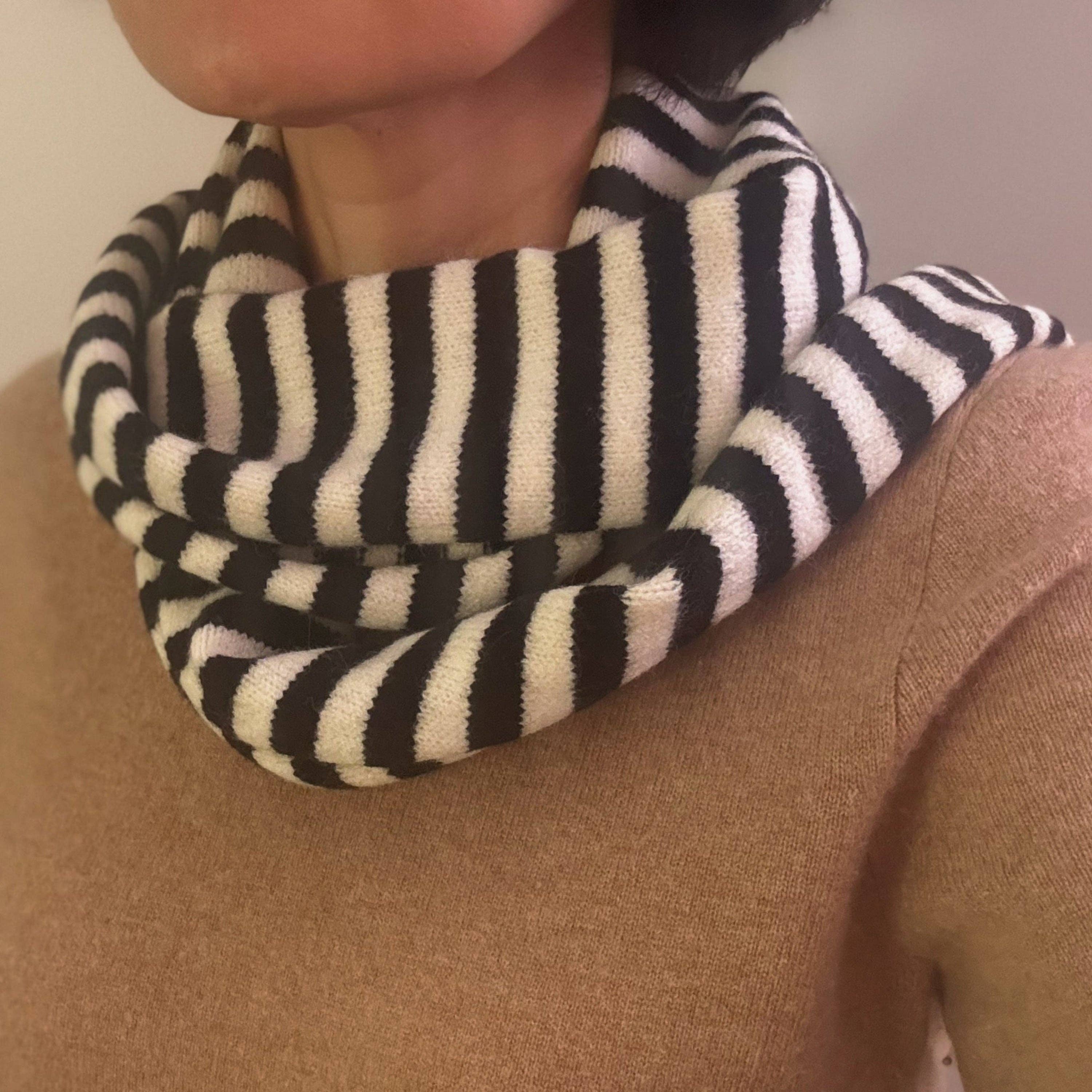 Slim Minimalist Knit Scarf – Two-Tone Cozy Yarn - Proper