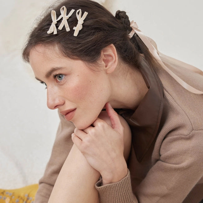Little Velvet Ribbon Hair Pin Set - Proper