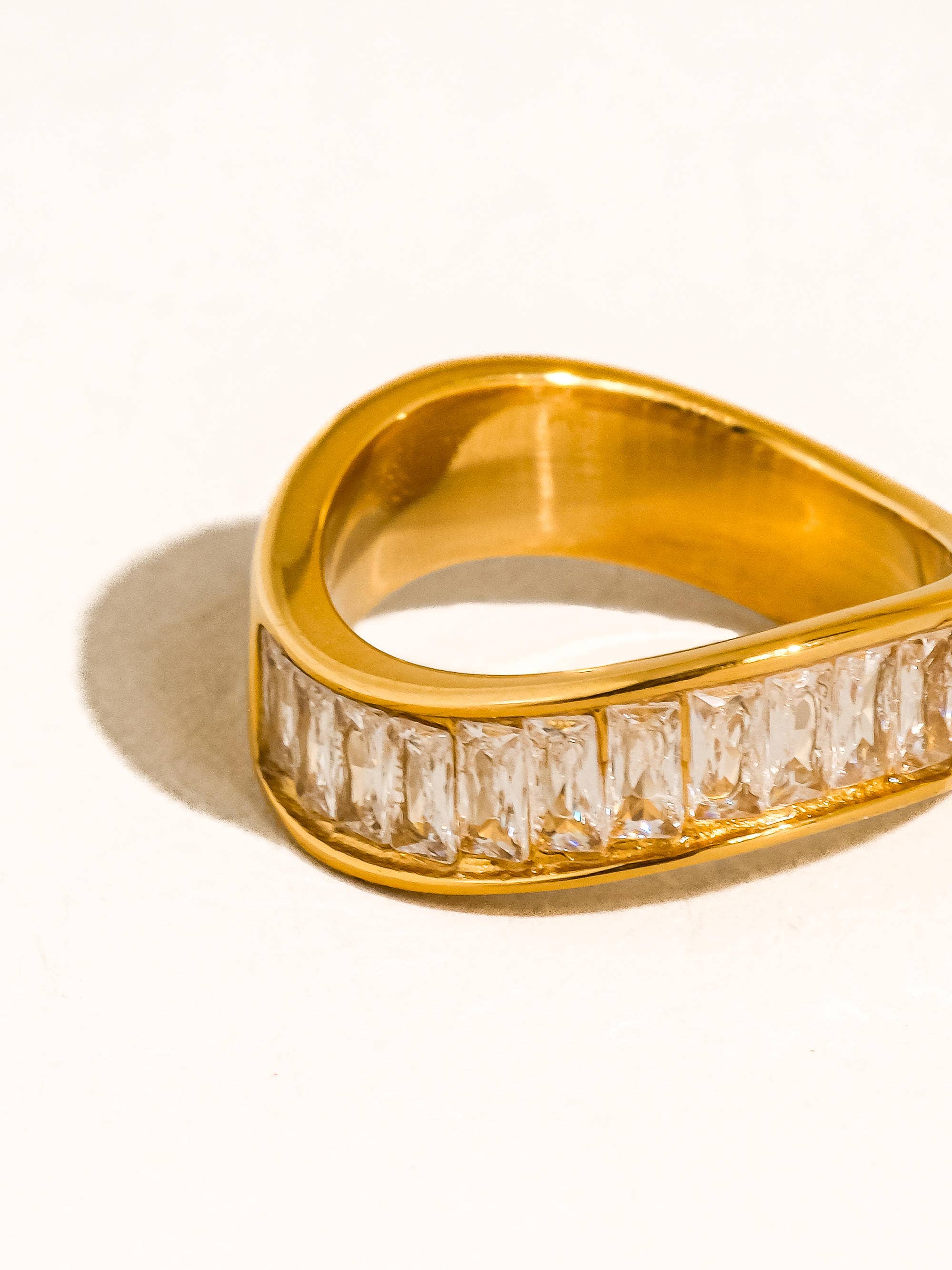 Calyxe Ring - Proper