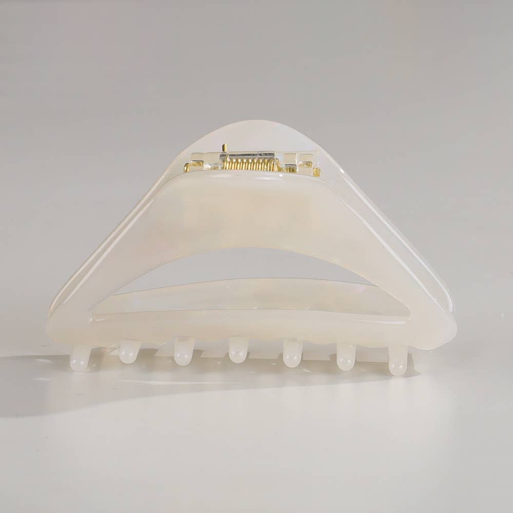 Demi Curved Triangle Claw Clip - Proper