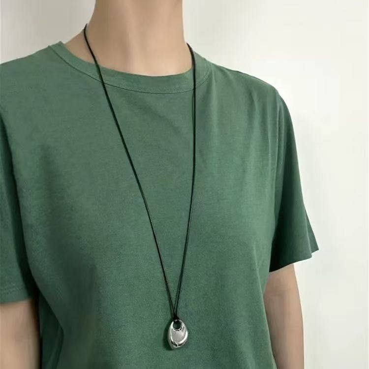 Hayes Necklace