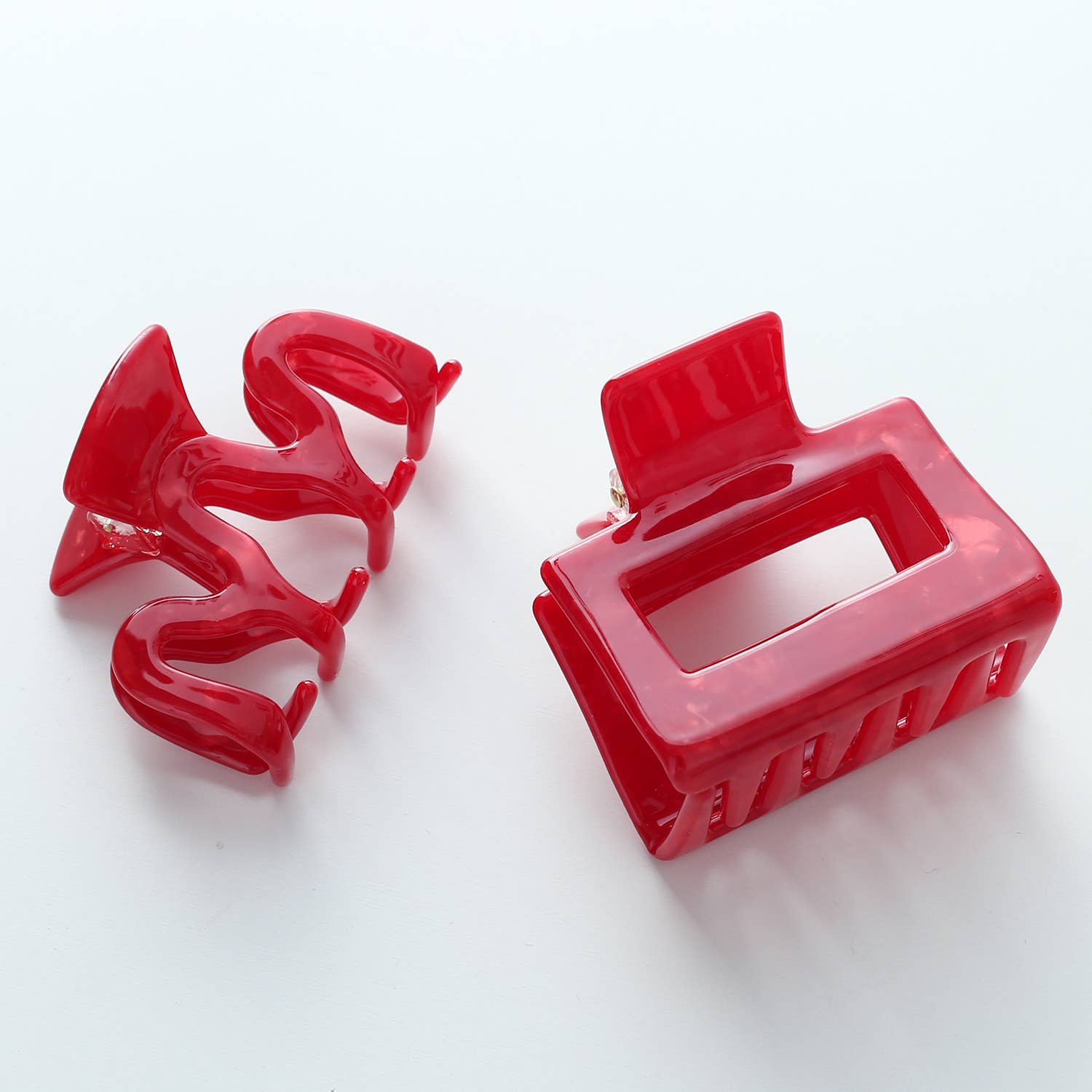 Cherry Red Small/Medium Claw Clip - Proper