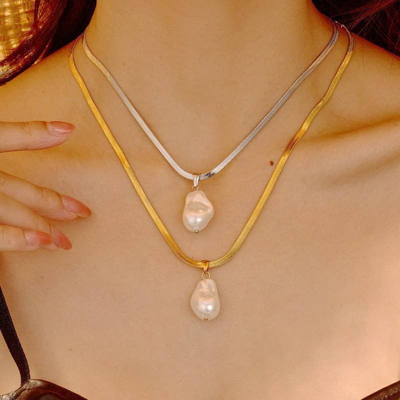 Single Pearl Necklace