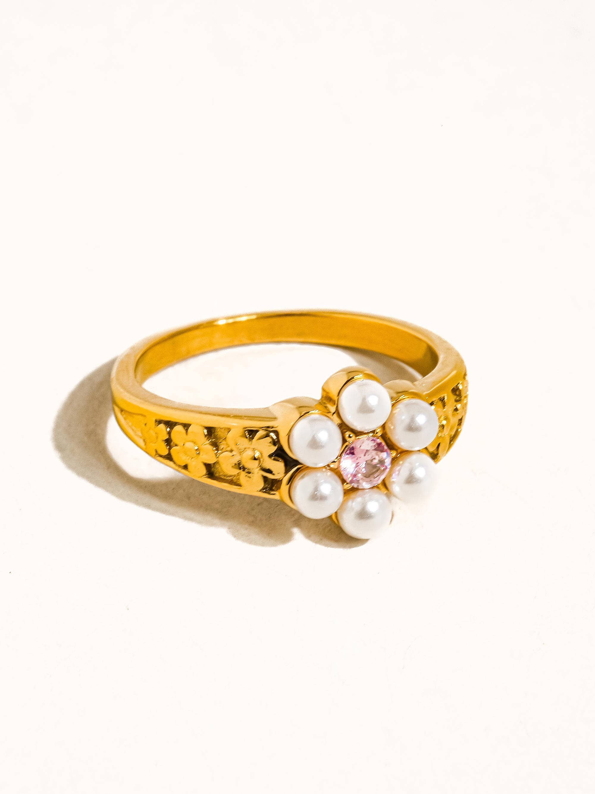 Lynn Flower Ring - Proper