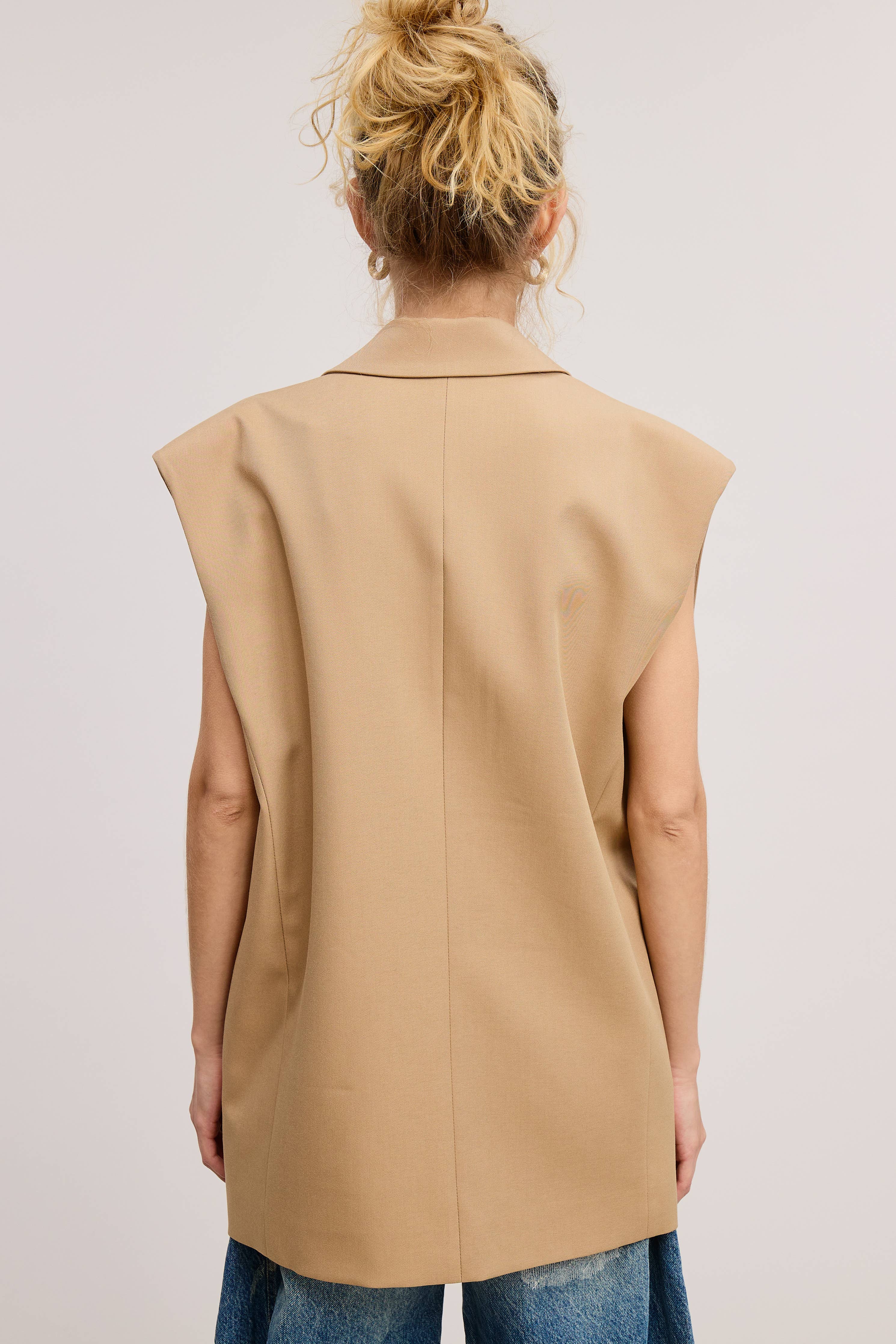 Lioris Vest - Proper