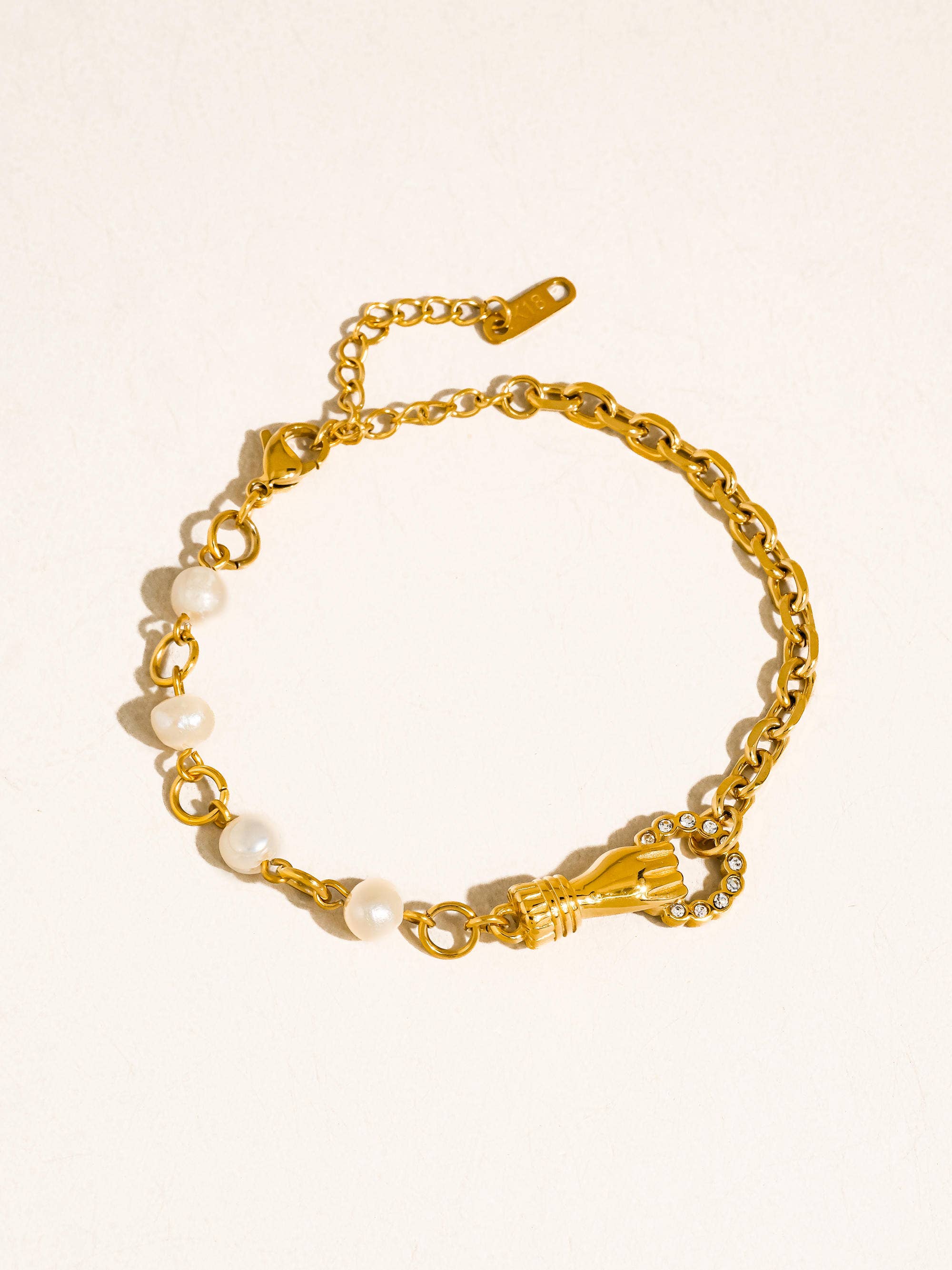 Isoria Bracelet - Proper