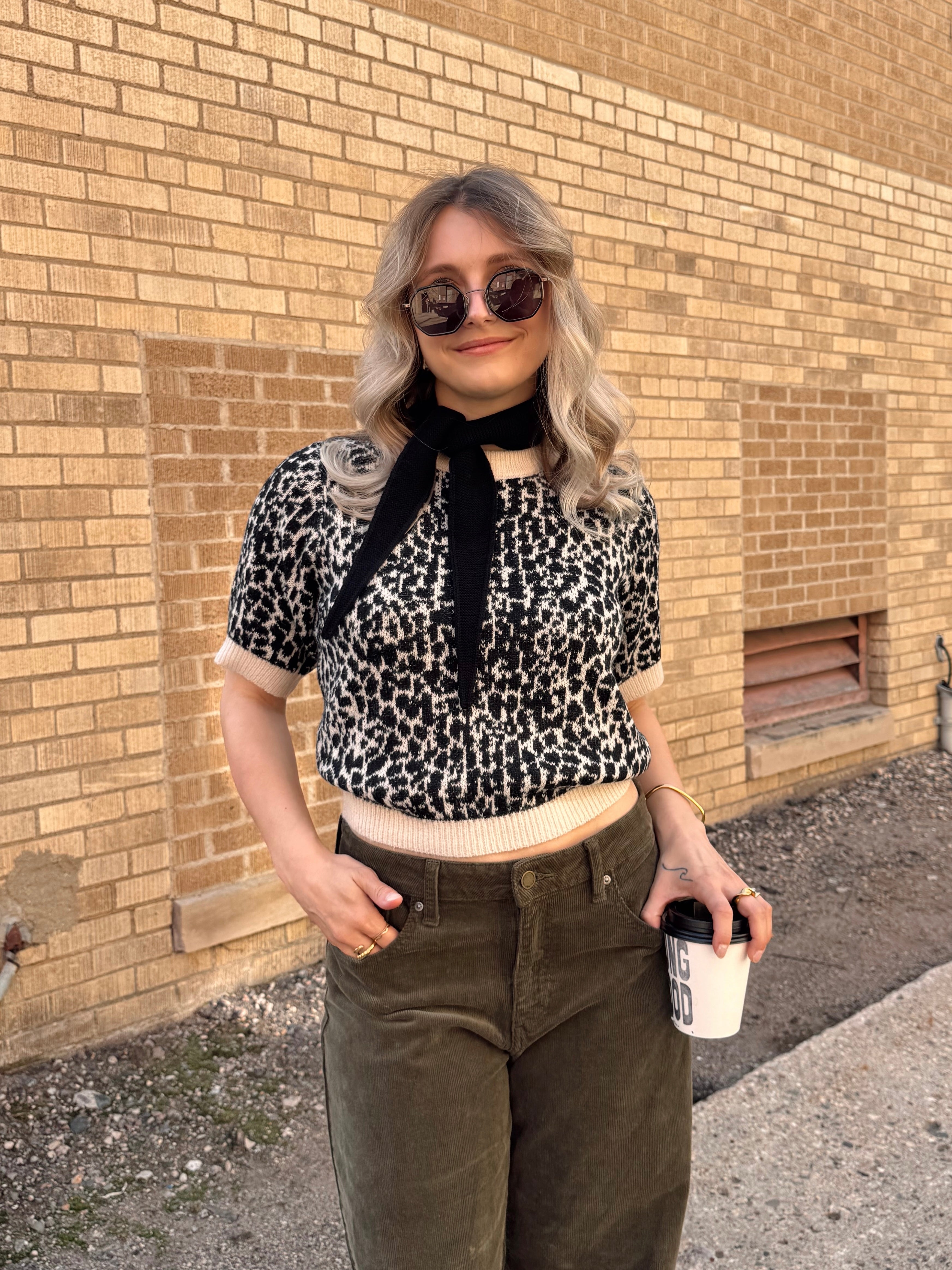 Wow Sweater - Proper