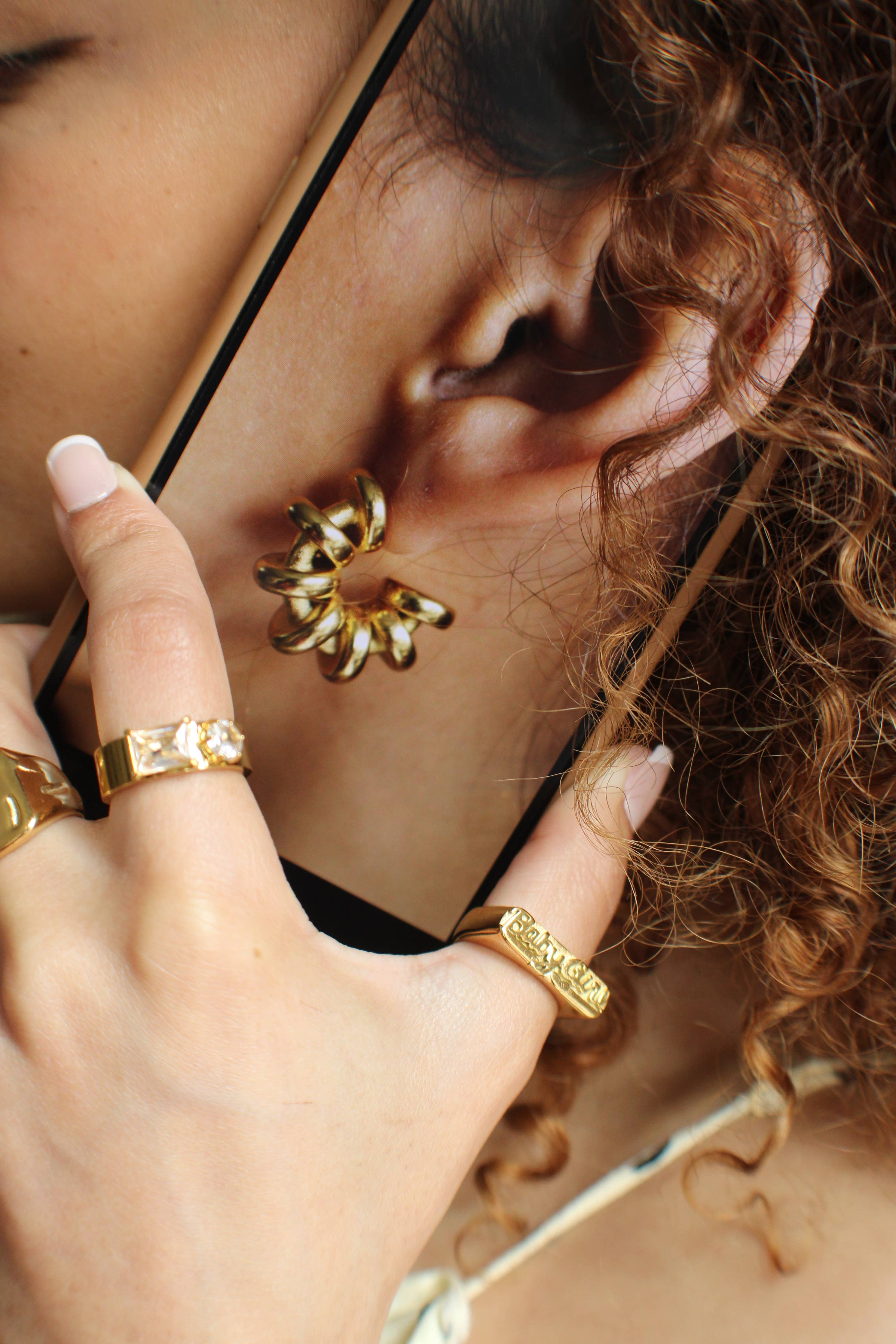 Virelle Hoops - Proper