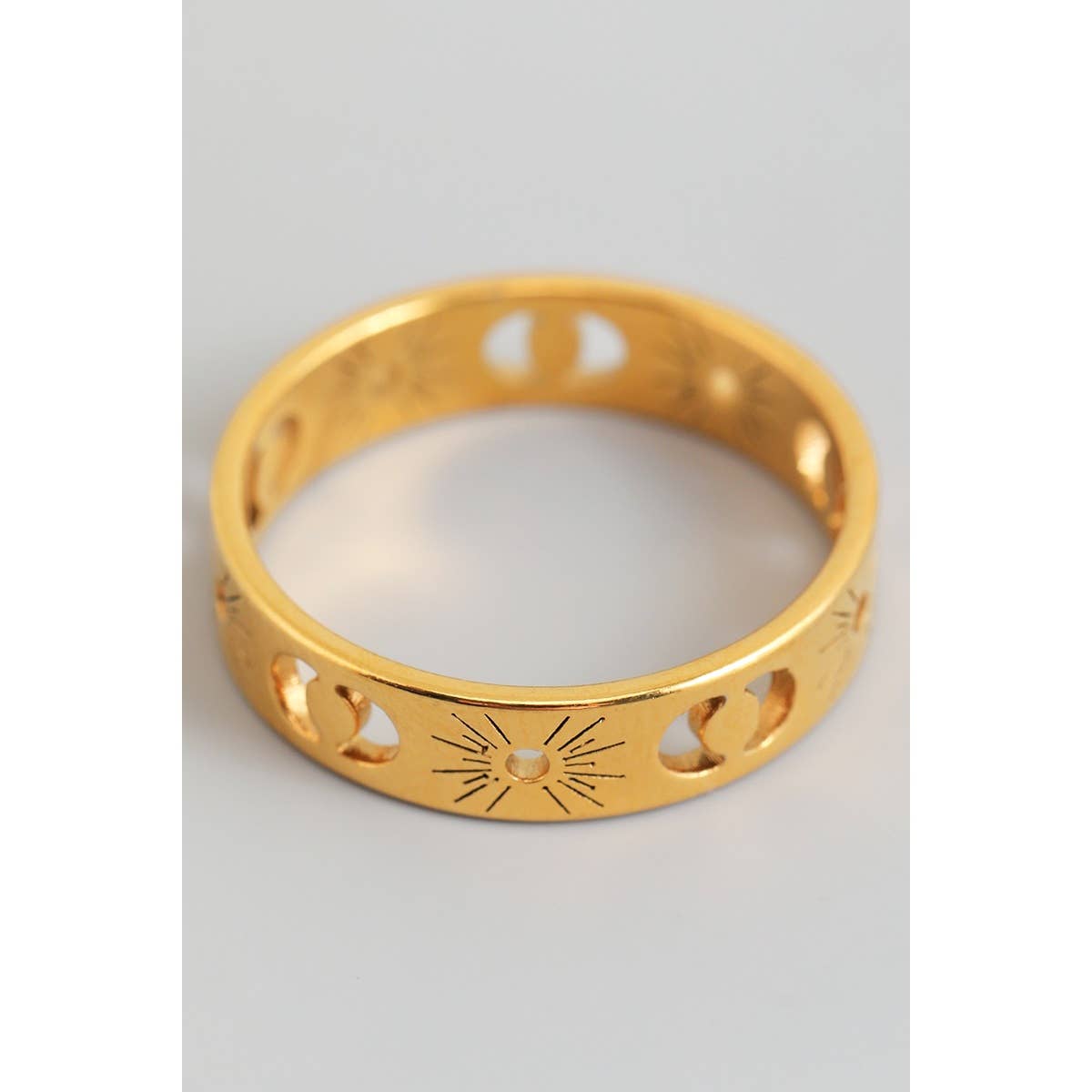 SUN AND MOON CUT OUT BRASS RING - Proper