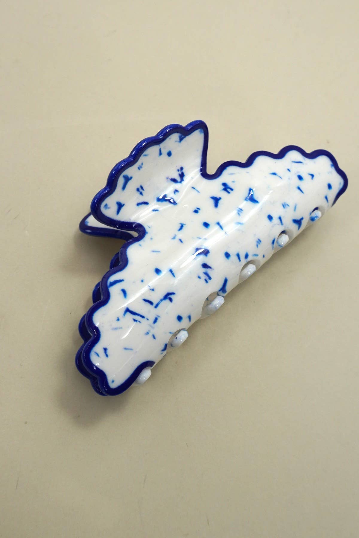 Scallop Edge Blue + White Clips - Proper