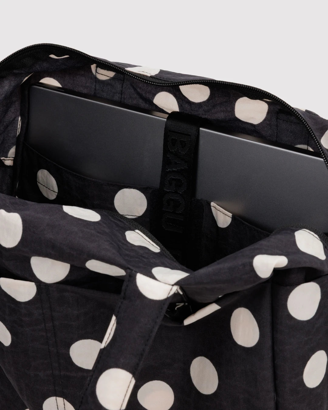 Baggu Everyday Cloud Bag - Black And Cream Polka Dot