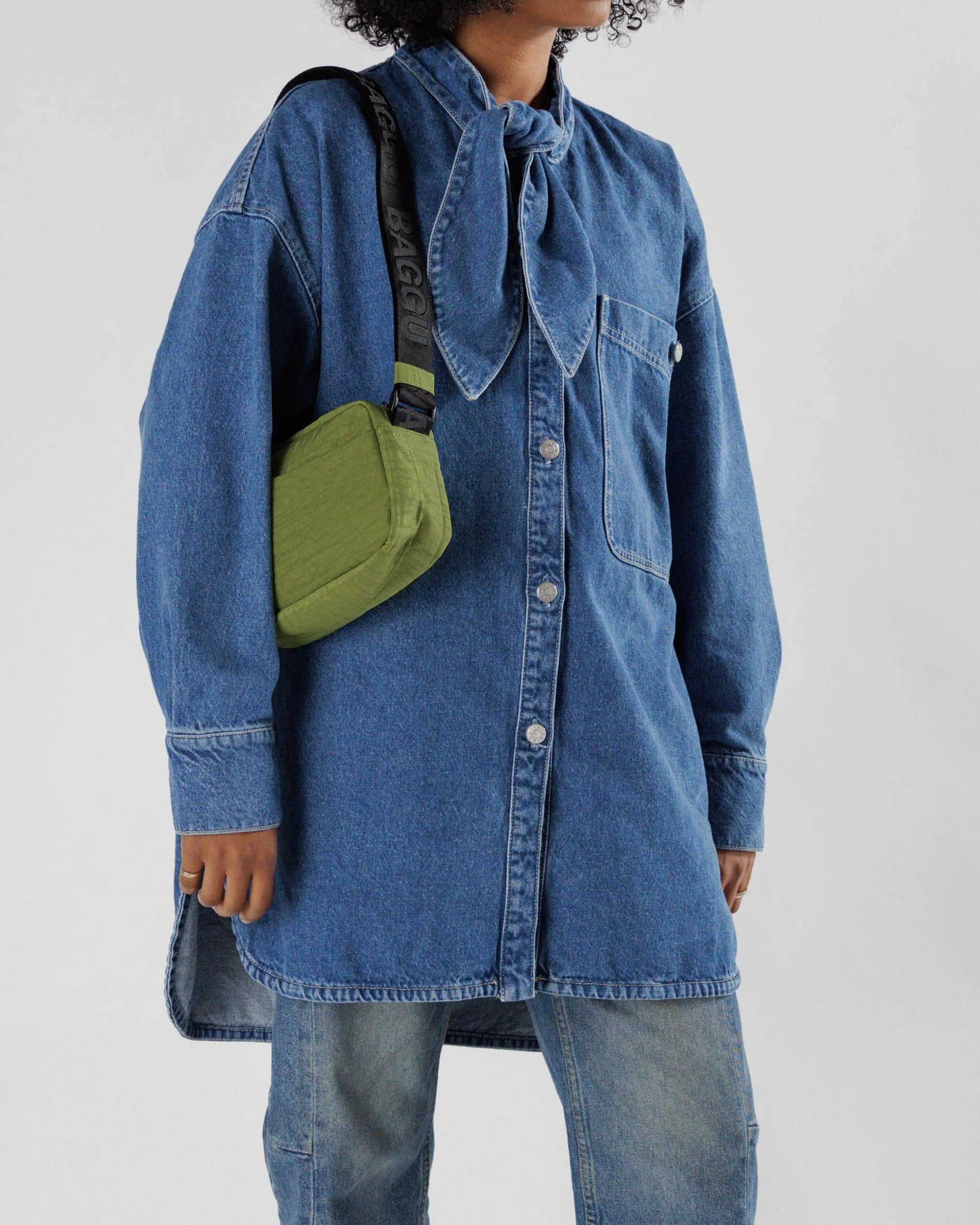 Baggu Camera Crossbody - Avocado - Proper