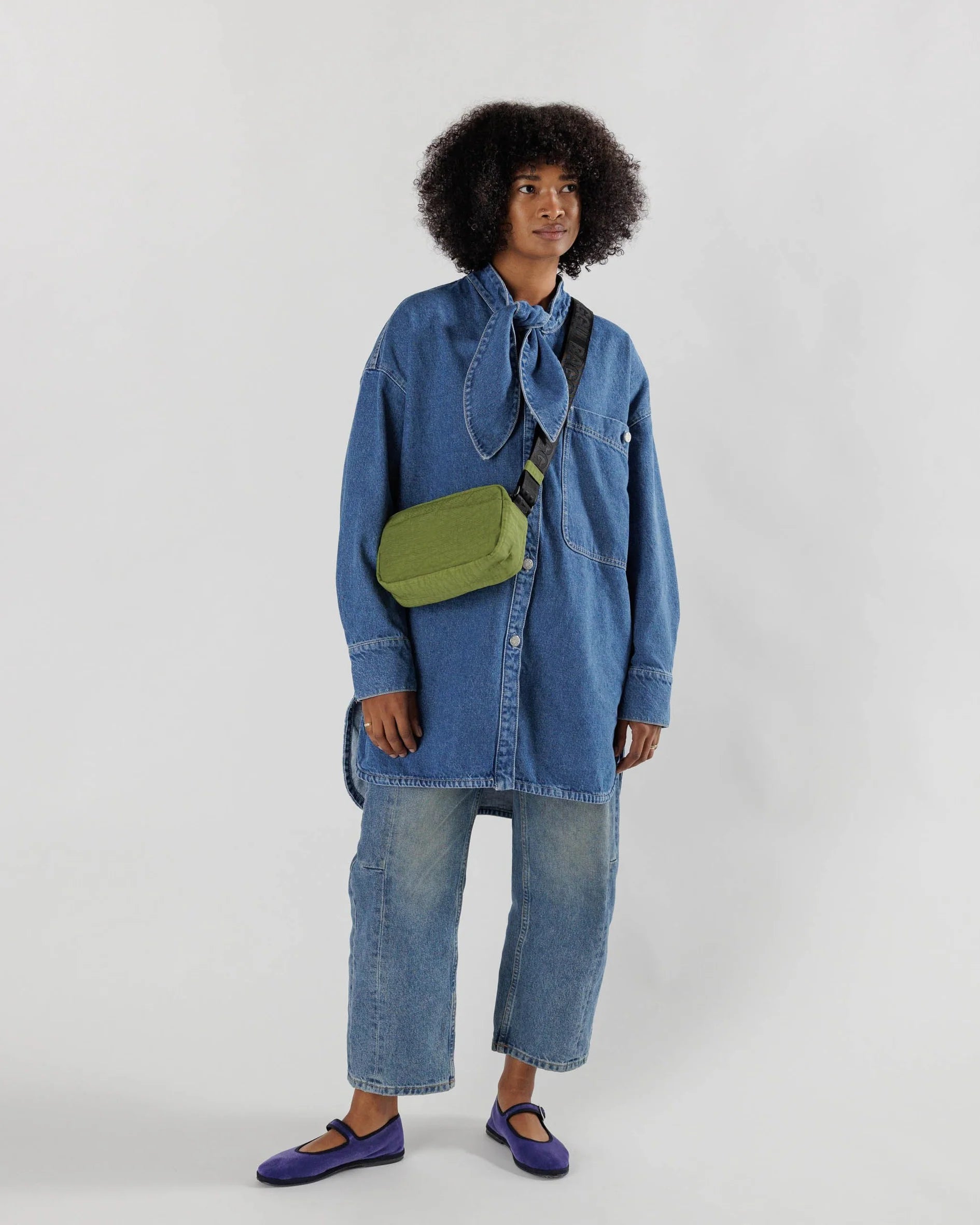 Baggu Camera Crossbody - Avocado - Proper