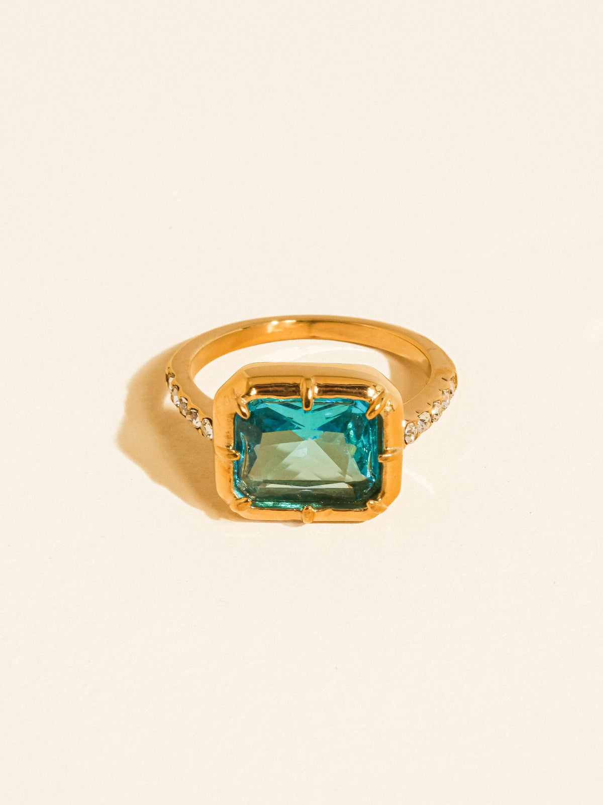 Verdet Statement Ring