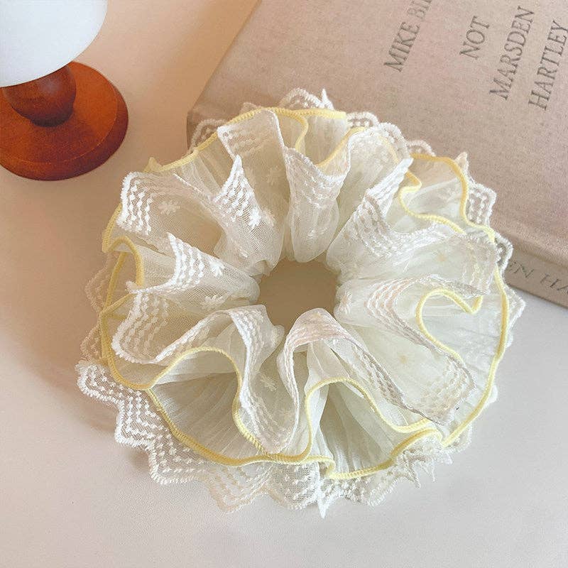 Embroidered Voluminous Tulle Lace Scrunchie 8BK6HSR04 - Proper