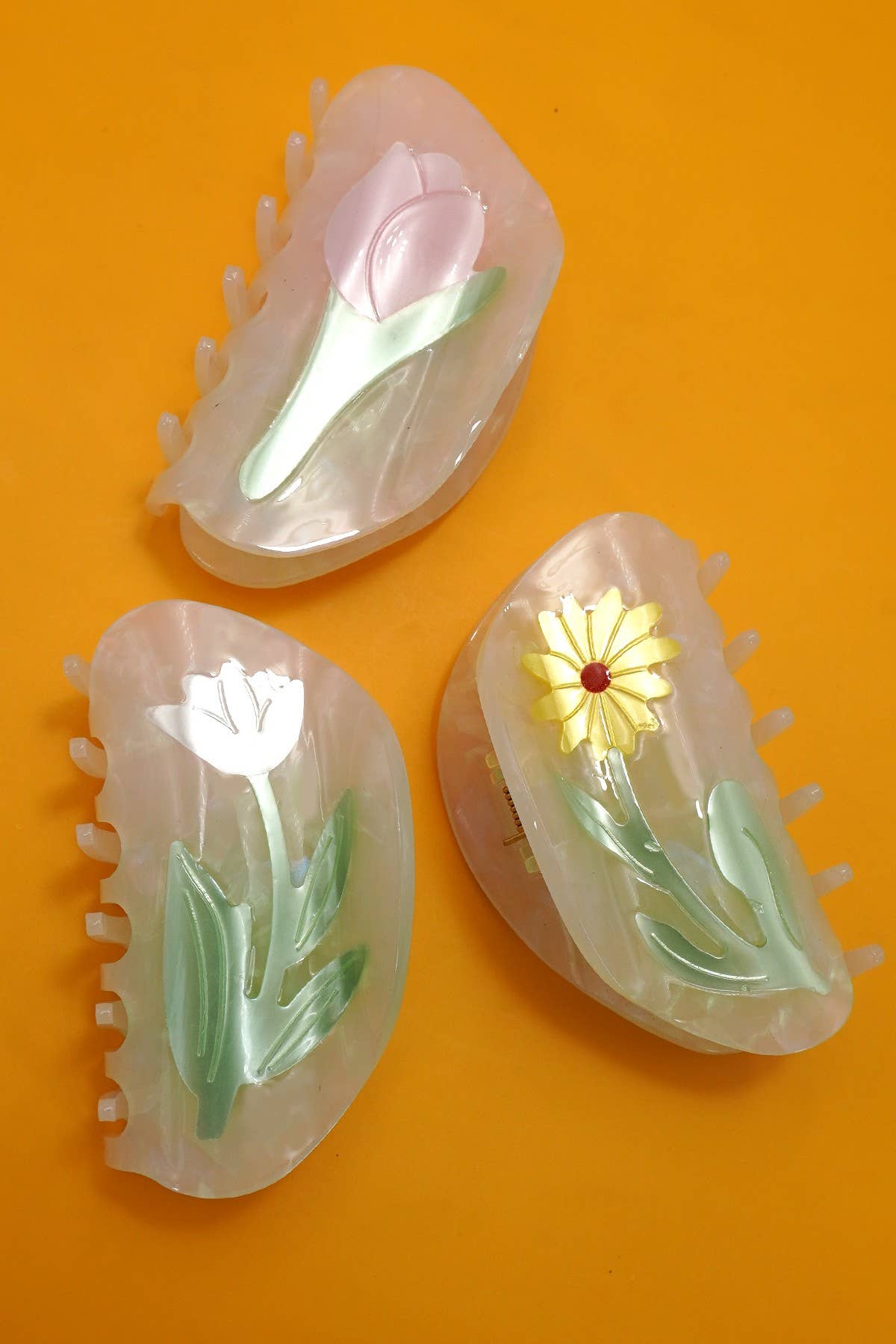 JUMBO FLOWER HAIR CLAW CLIPS | 40H970 - Proper