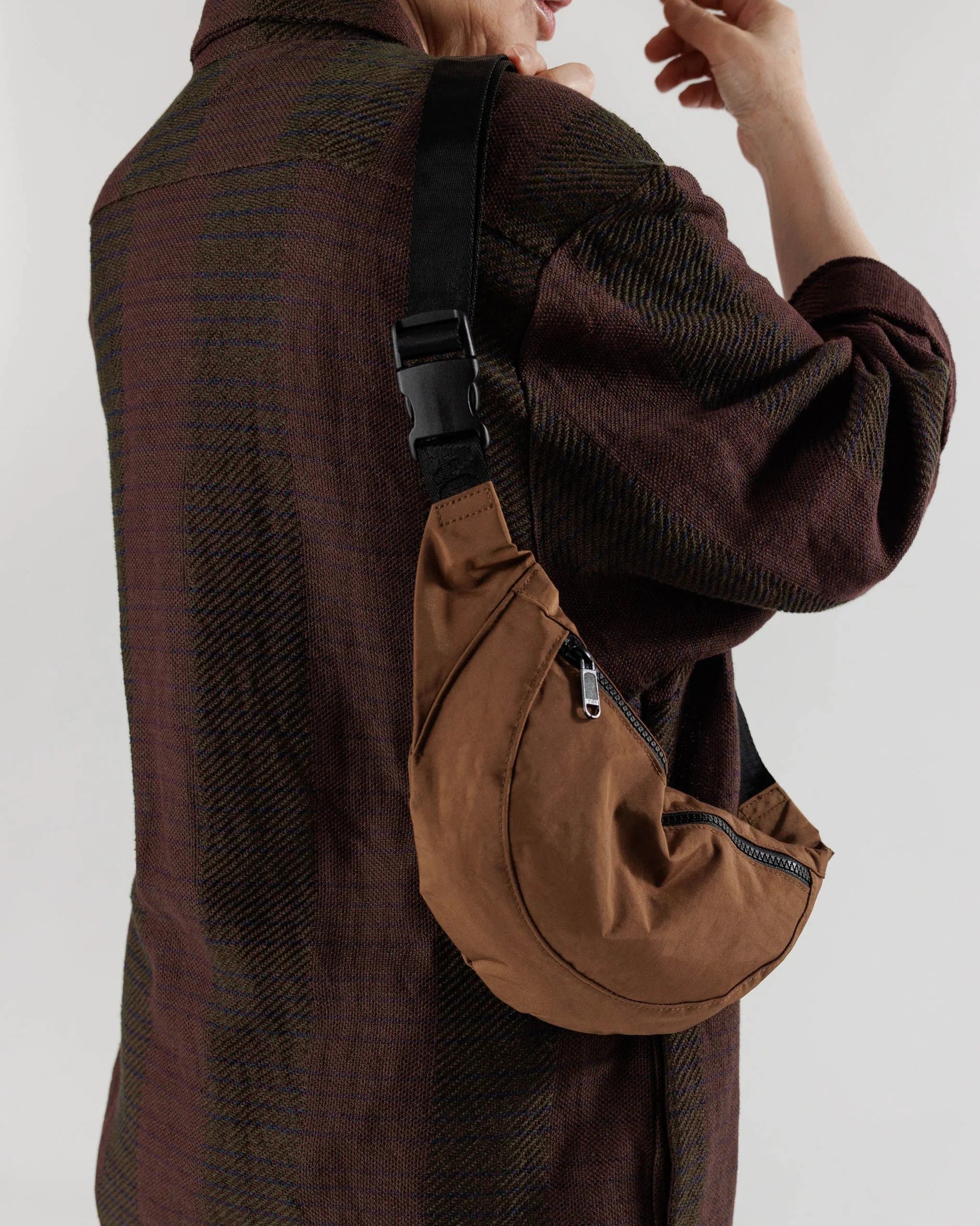 Baggu Crescent Fanny Pack - Brown - Proper