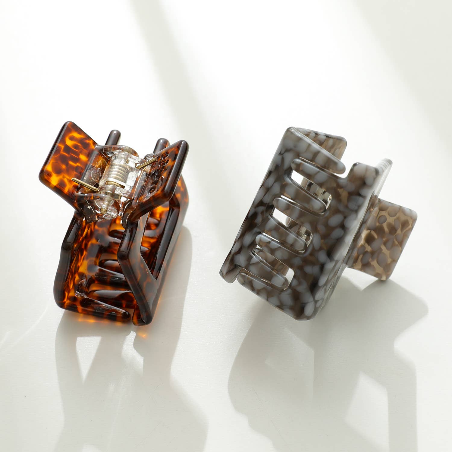 Mini Square Claw Clip - Proper