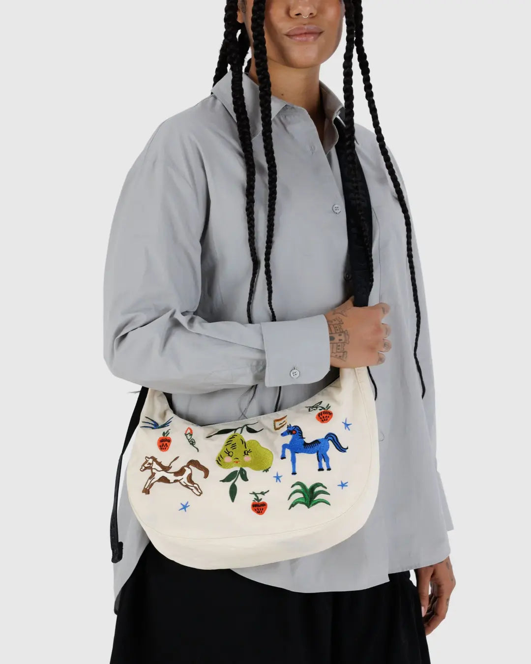 Baggu Medium Nylon Crescent Bag - Embroidered Painted Prairie - Proper