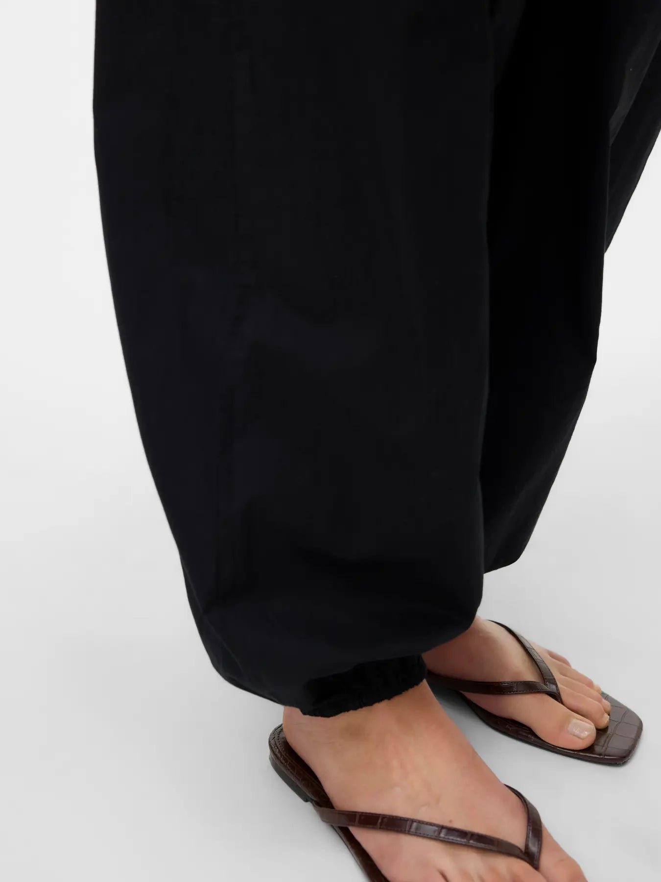 Roxanne Ballon Pants