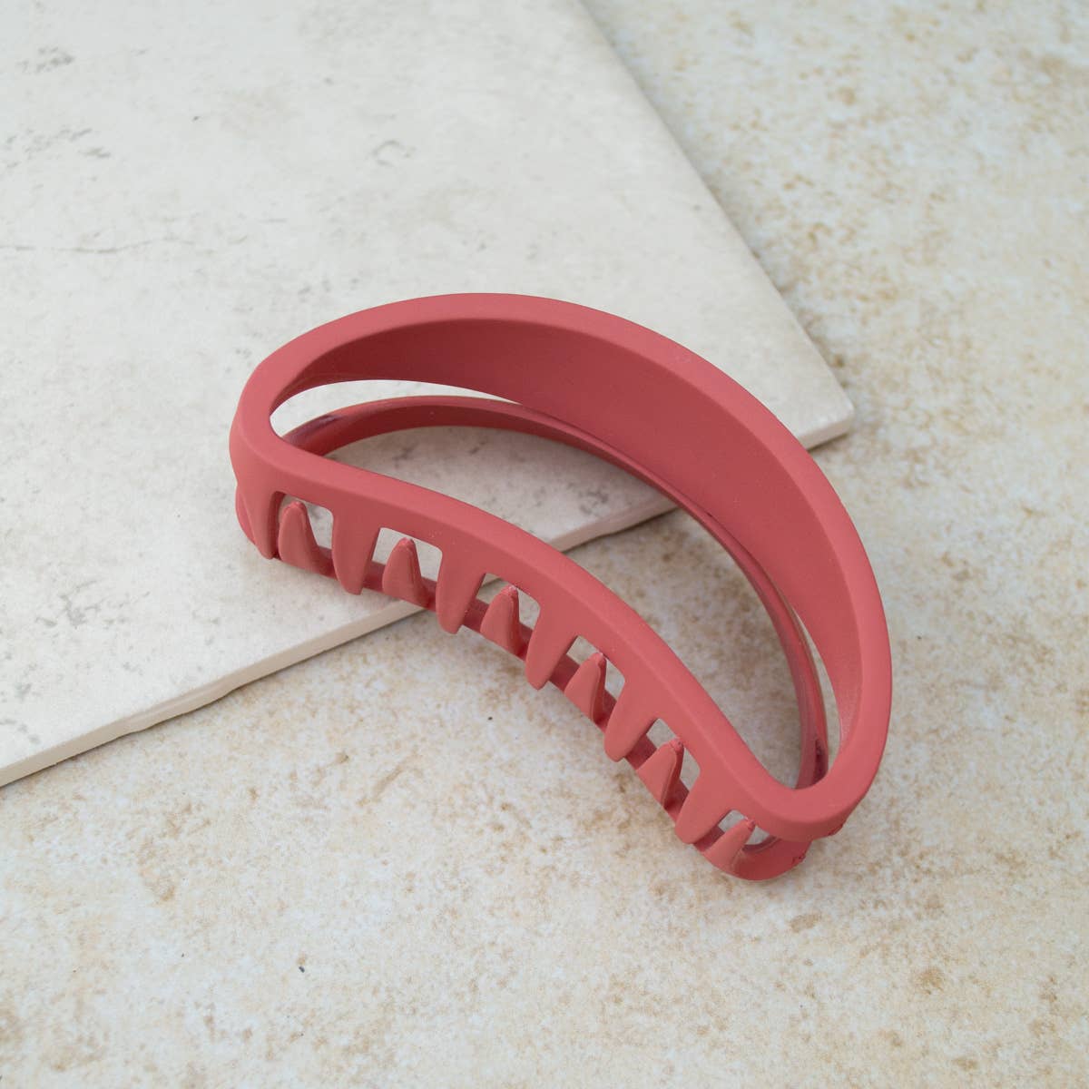 Mae Claw Clip - Proper