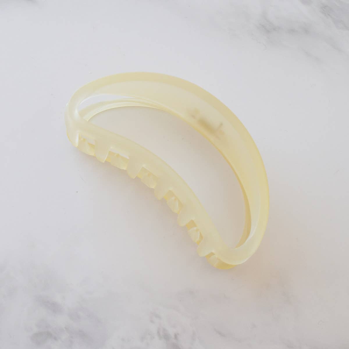 Mae Claw Clip - Proper