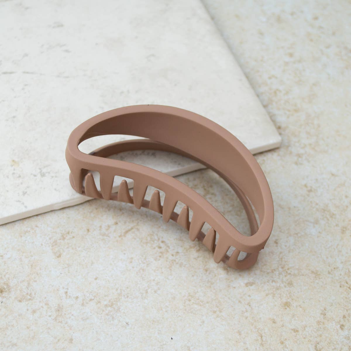 Mae Claw Clip - Proper