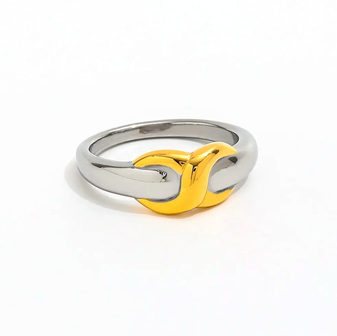 Interlace Ring